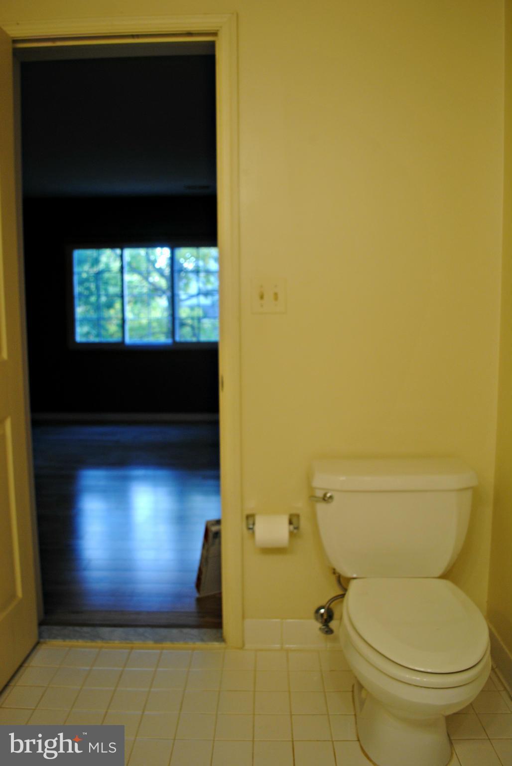 WEXFORD GARDEN - Residential Lease