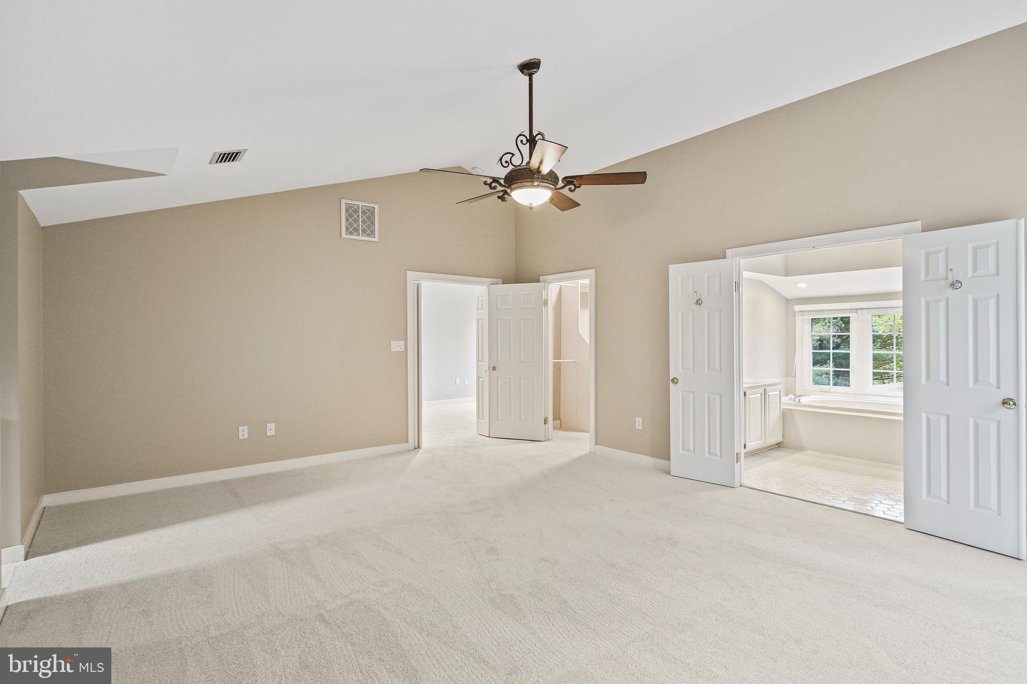 THE FOREST - Residential