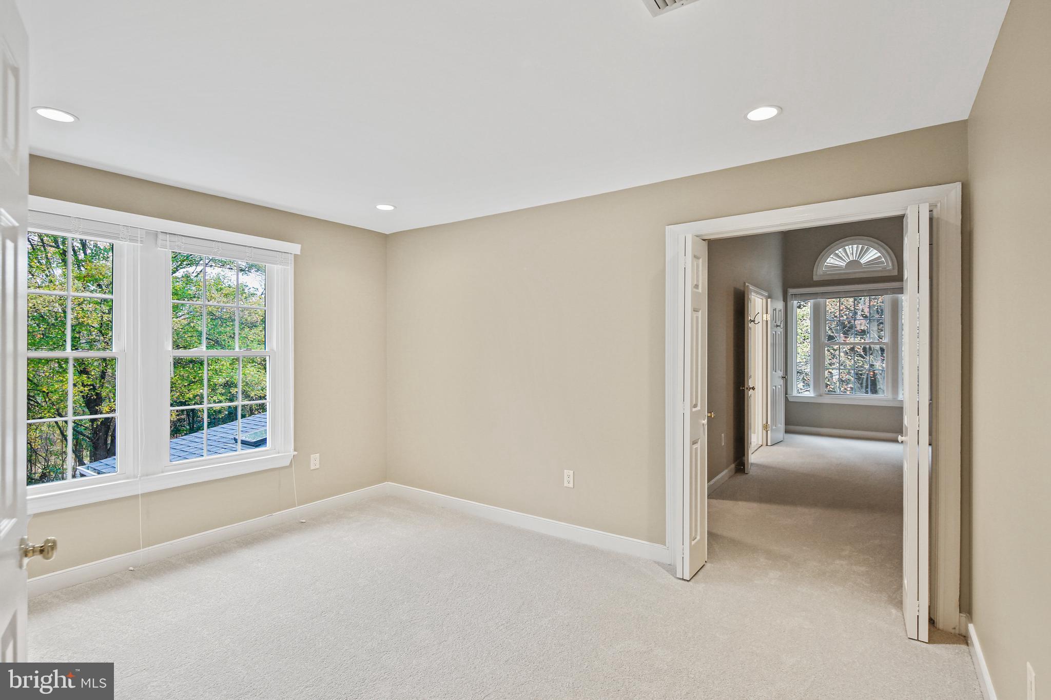 THE FOREST - Residential