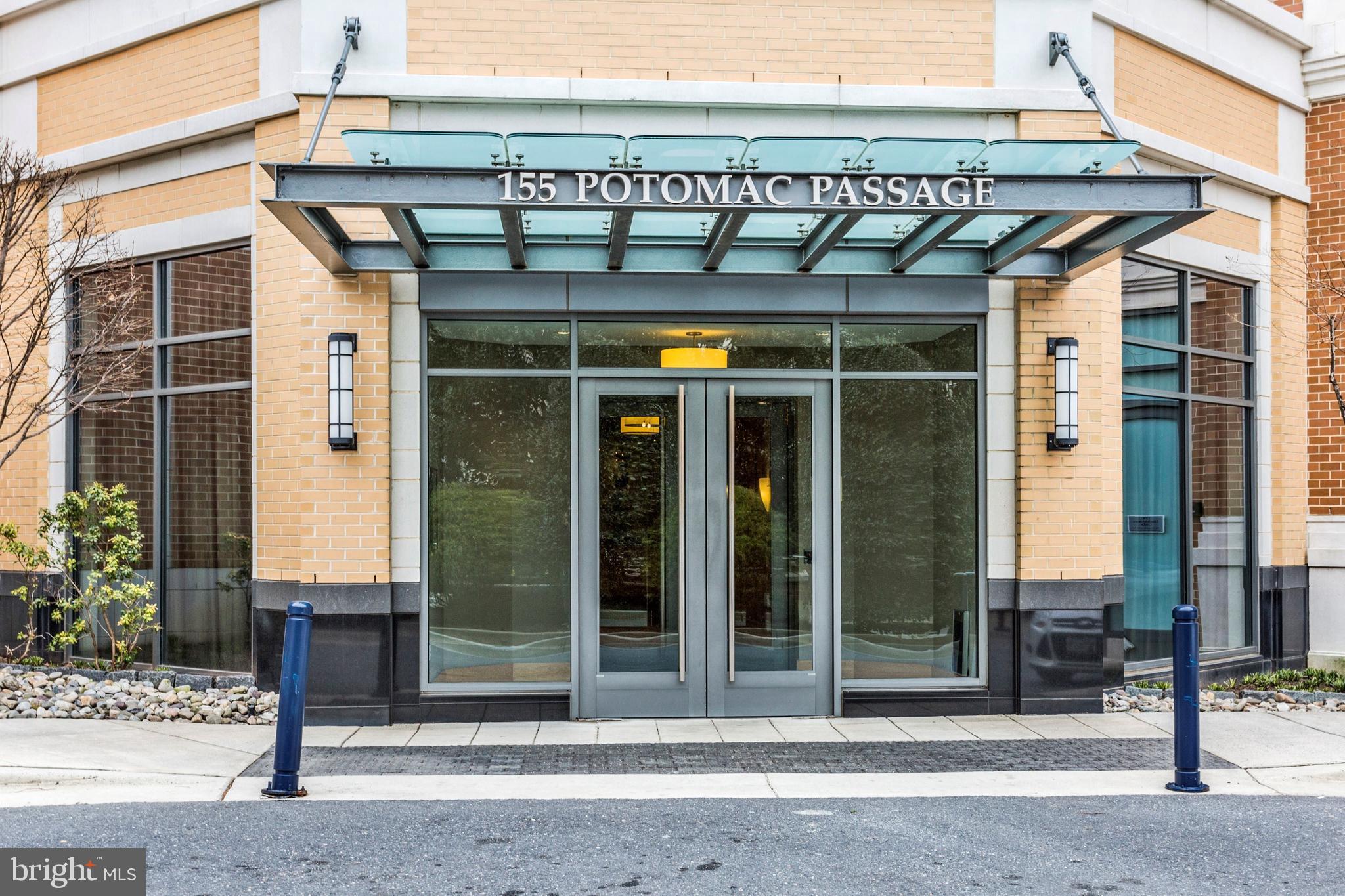 155 POTOMAC PASSAGE 208