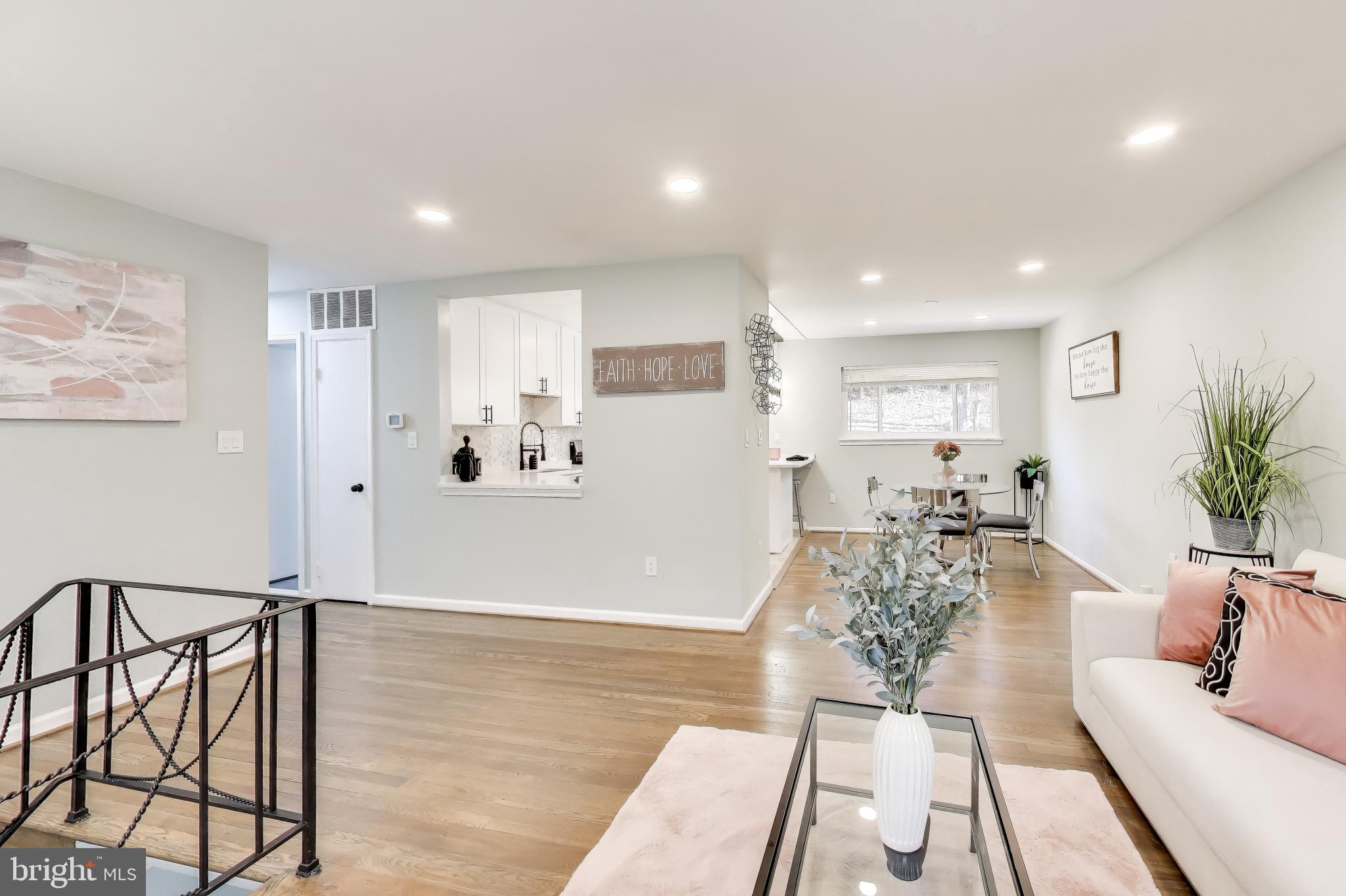 GLENARDEN WOODS - Residential