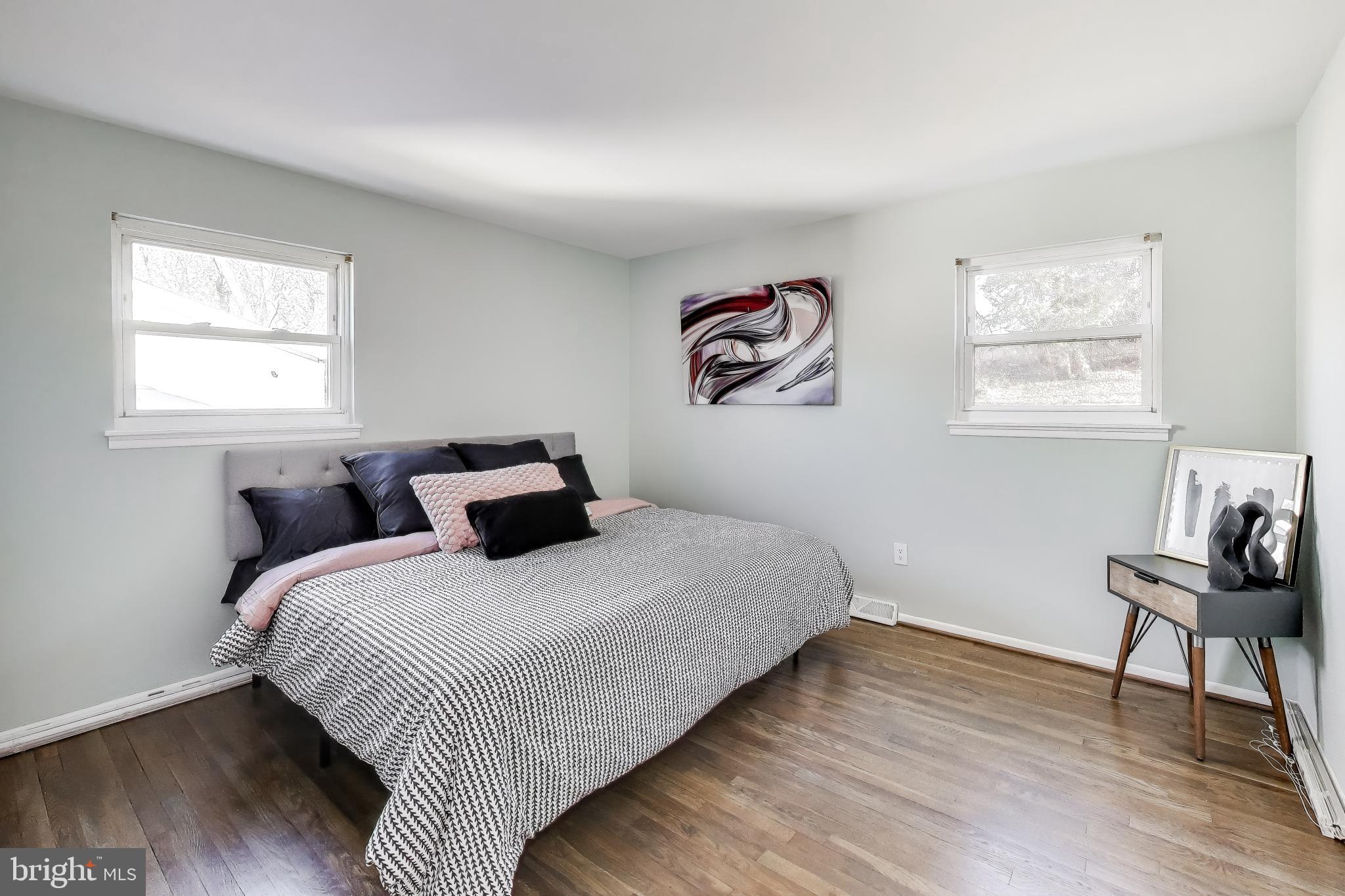 GLENARDEN WOODS - Residential