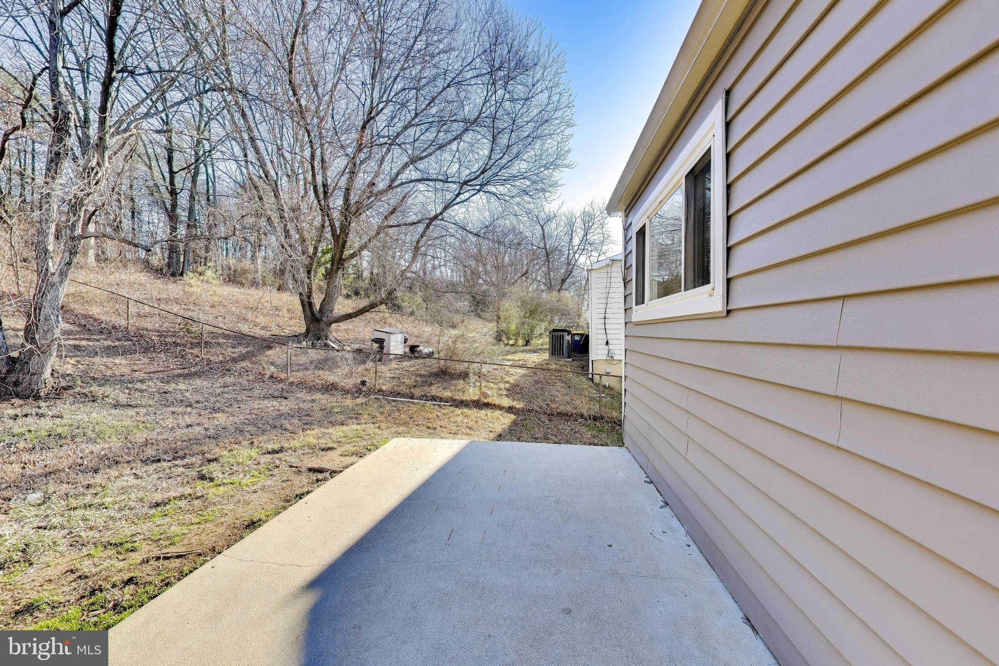 GLENARDEN WOODS - Residential