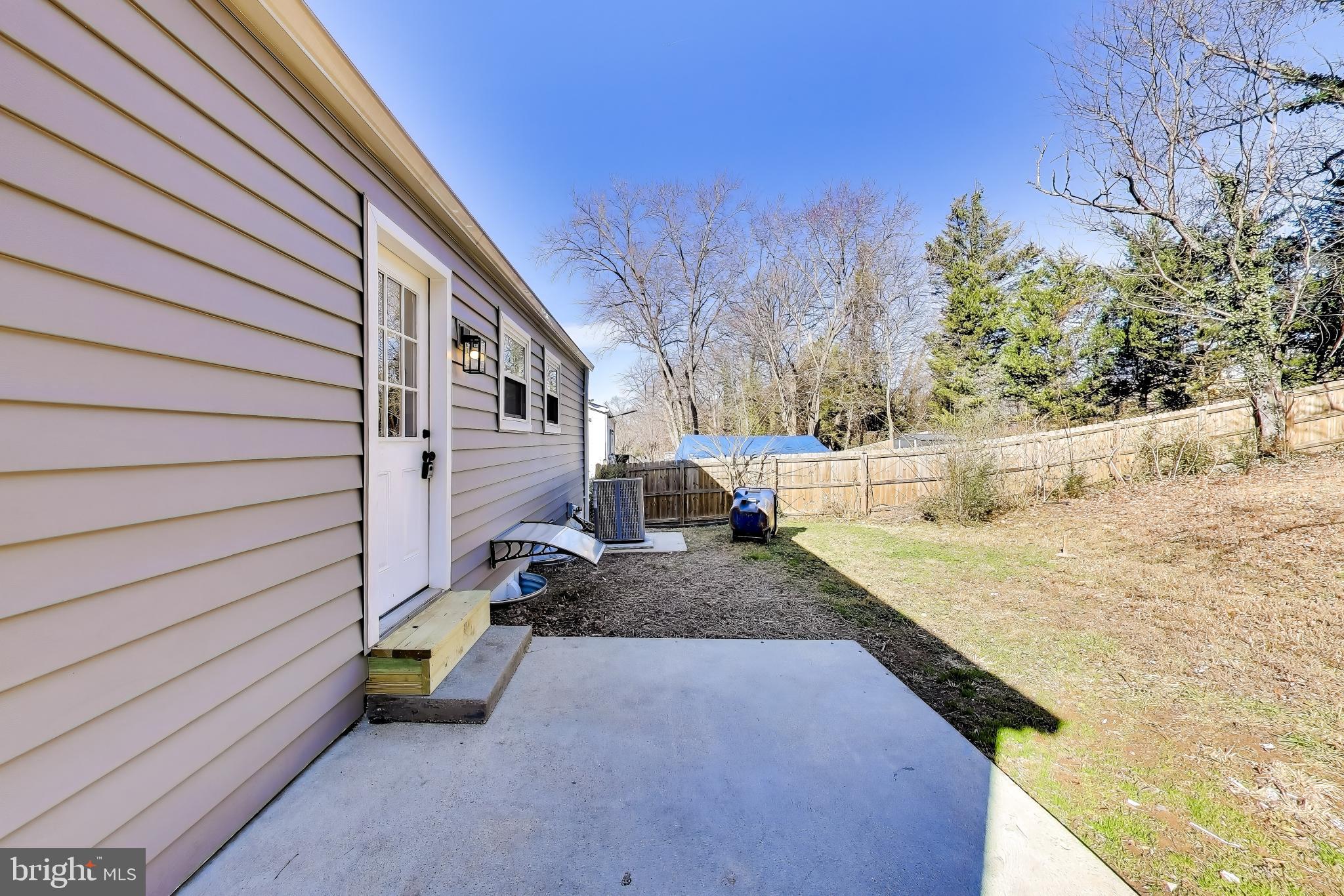 GLENARDEN WOODS - Residential