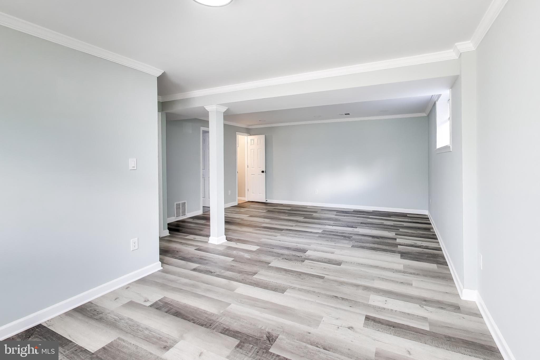 GLENARDEN WOODS - Residential