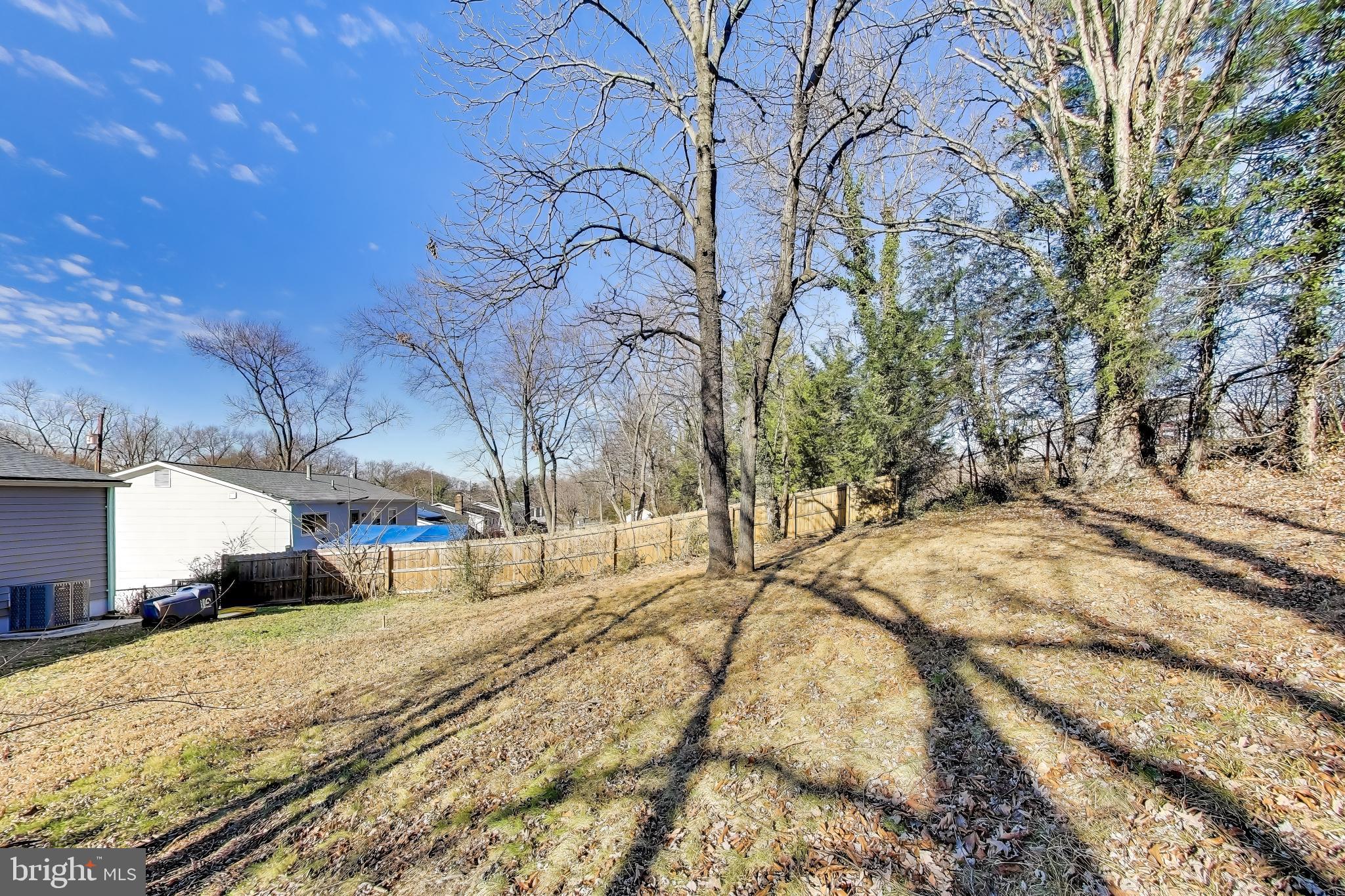 GLENARDEN WOODS - Residential