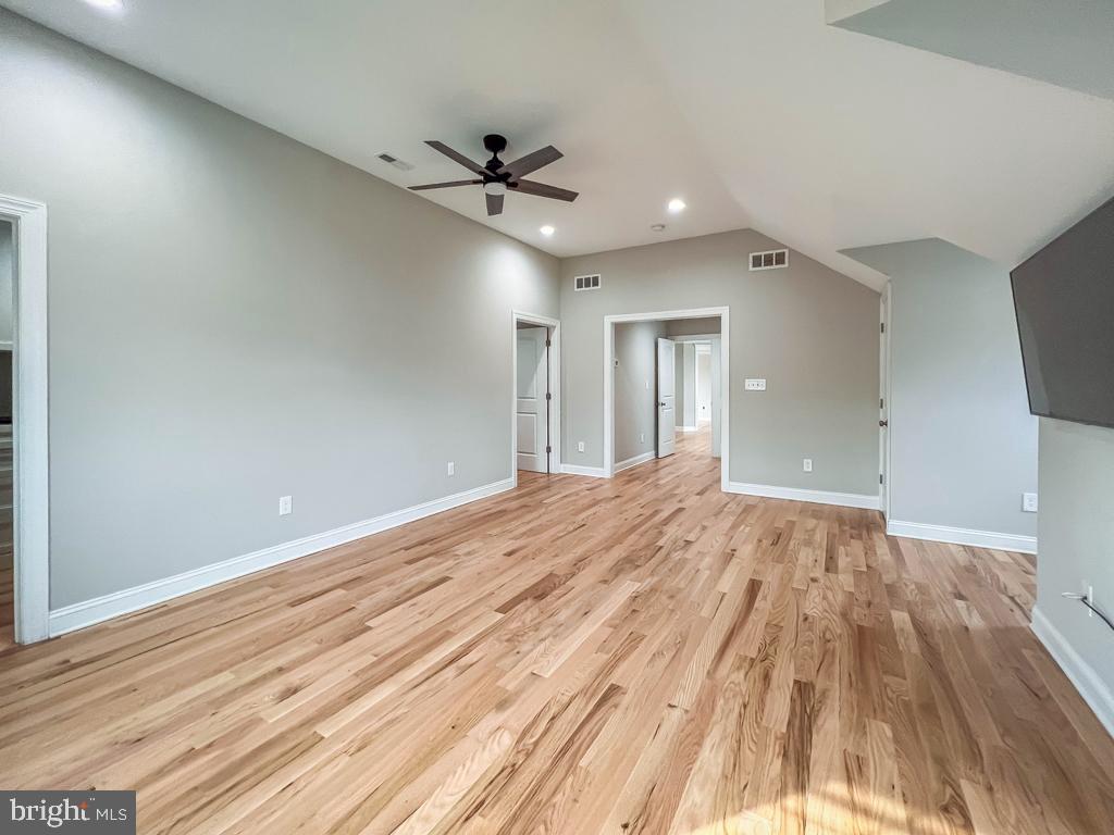 ELMWOOD TERR - Residential