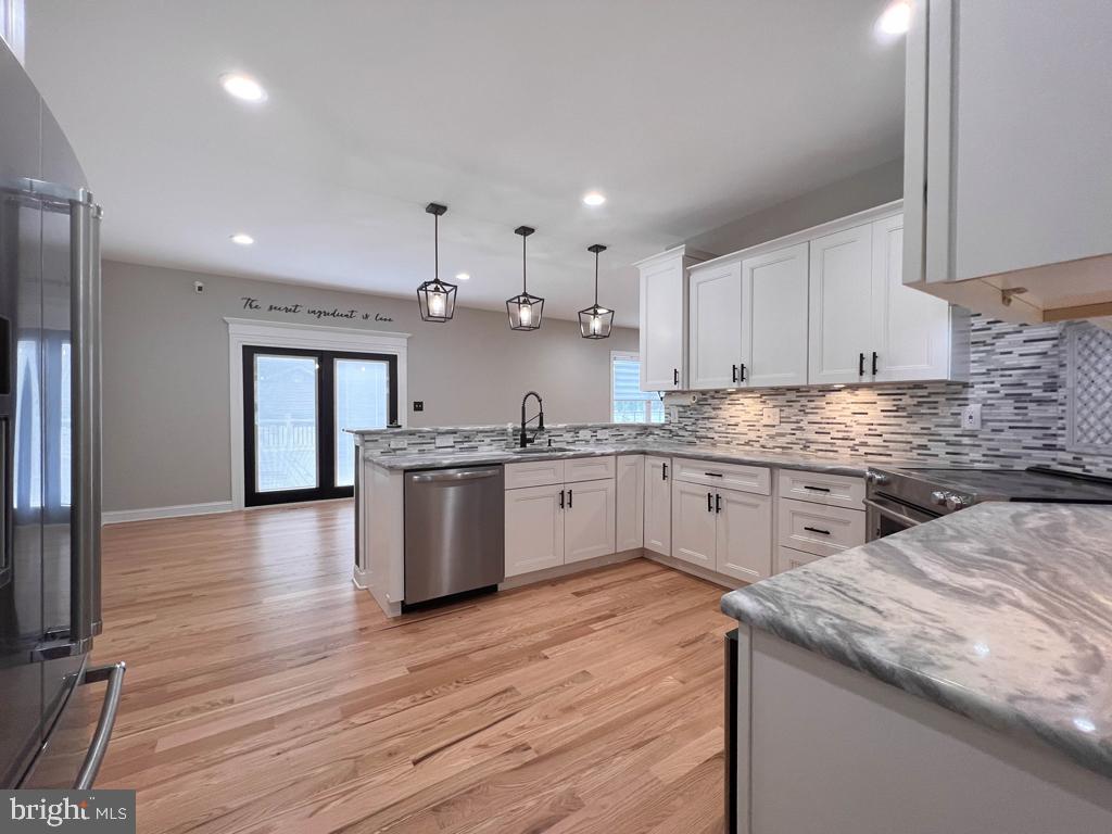 ELMWOOD TERR - Residential