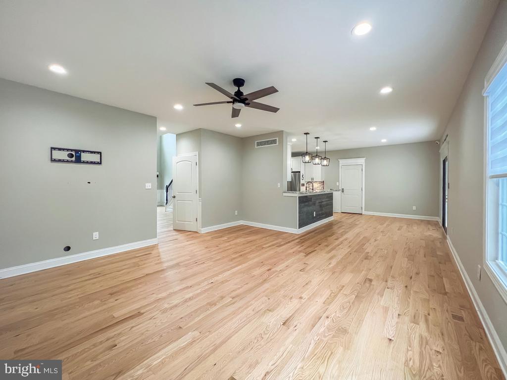 ELMWOOD TERR - Residential