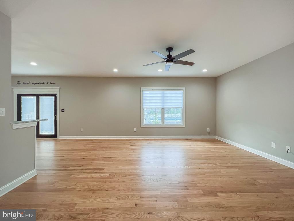 ELMWOOD TERR - Residential