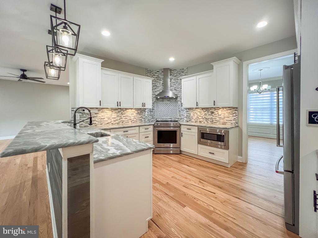 ELMWOOD TERR - Residential