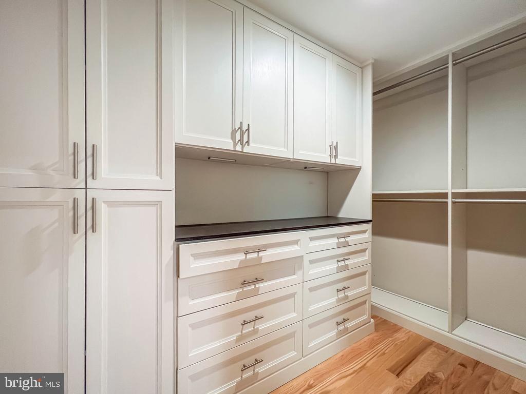 ELMWOOD TERR - Residential