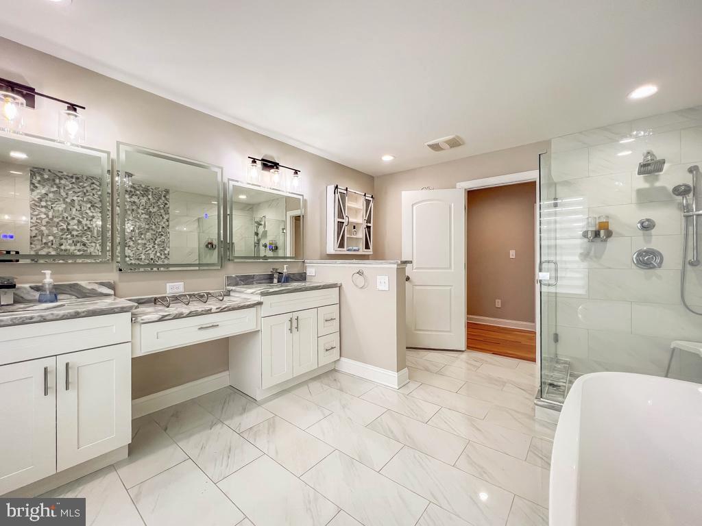 ELMWOOD TERR - Residential