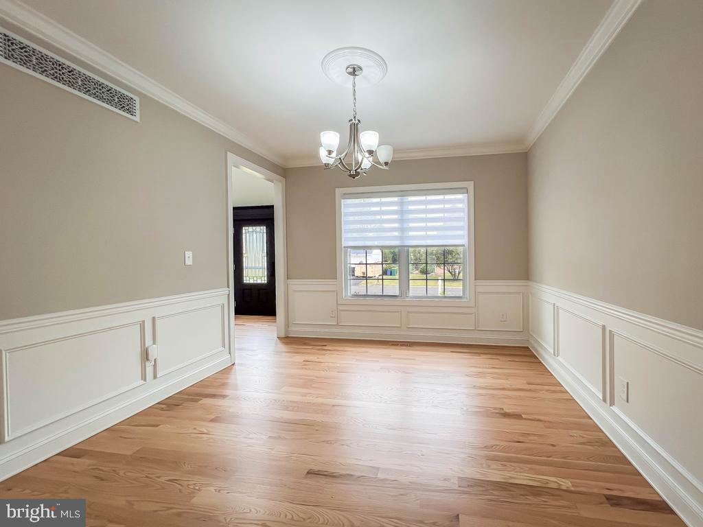 ELMWOOD TERR - Residential