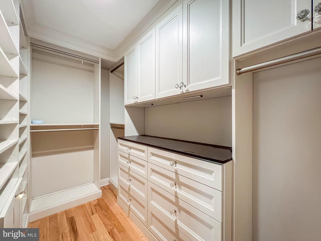 ELMWOOD TERR - Residential