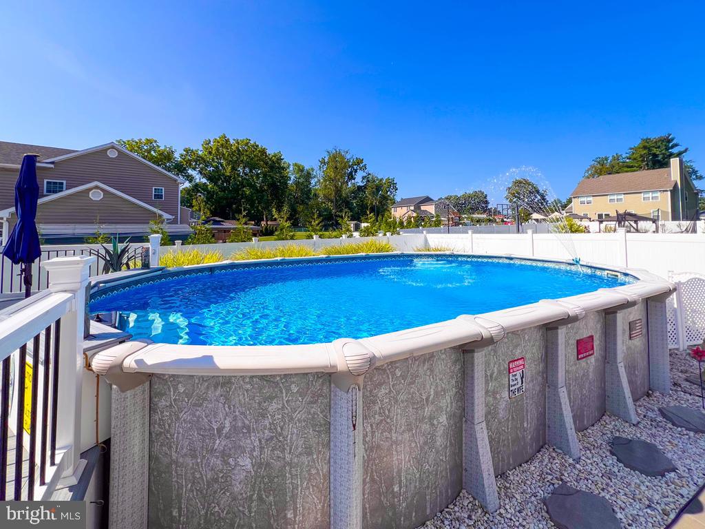 ELMWOOD TERR - Residential