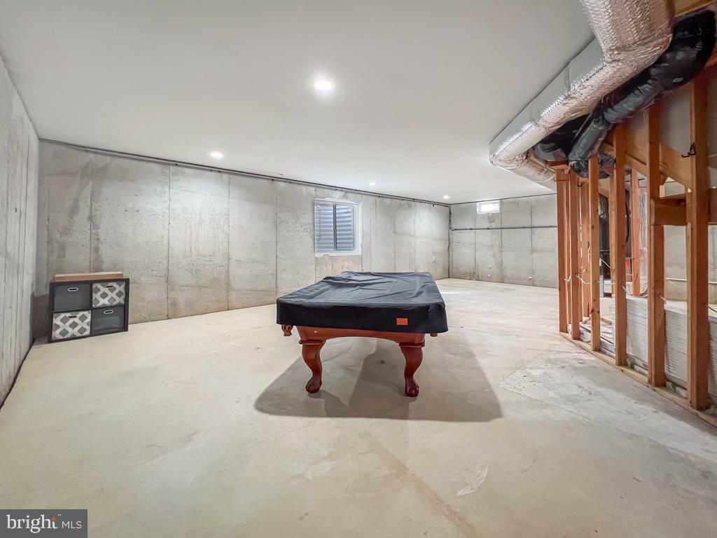 ELMWOOD TERR - Residential