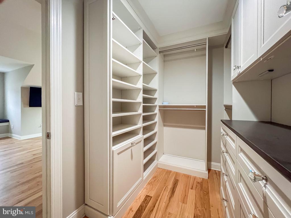 ELMWOOD TERR - Residential