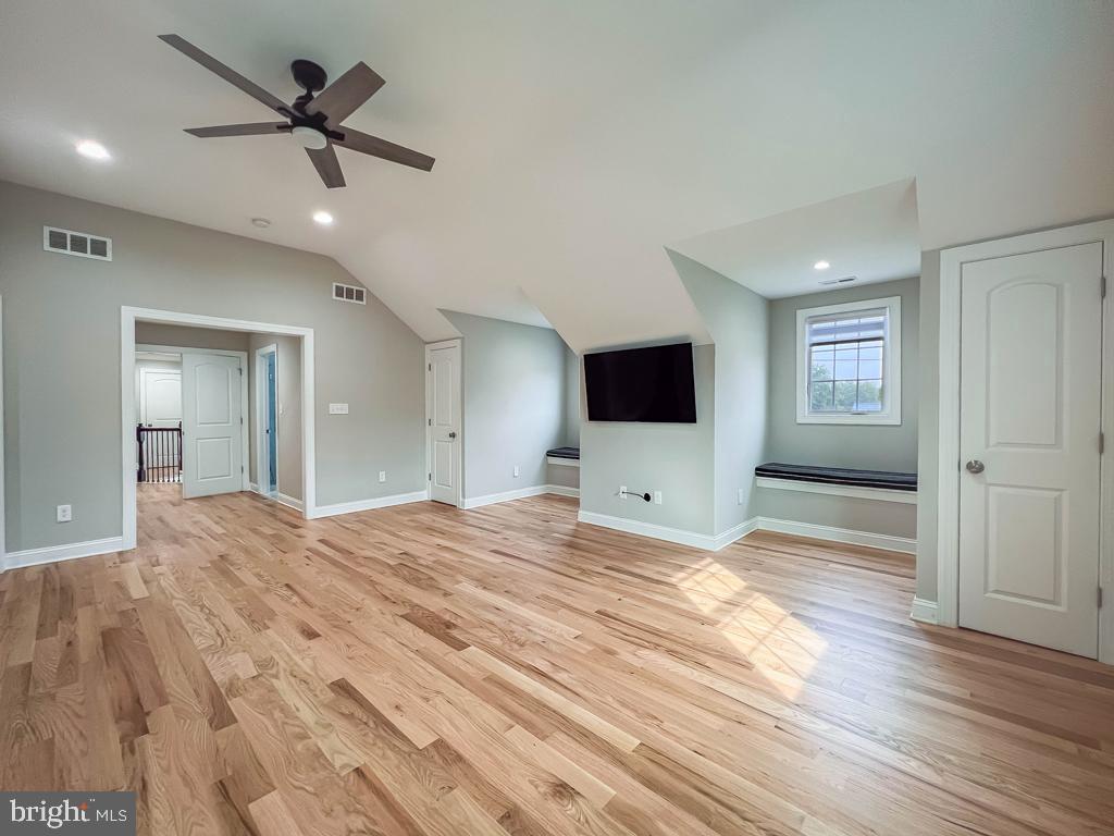 ELMWOOD TERR - Residential