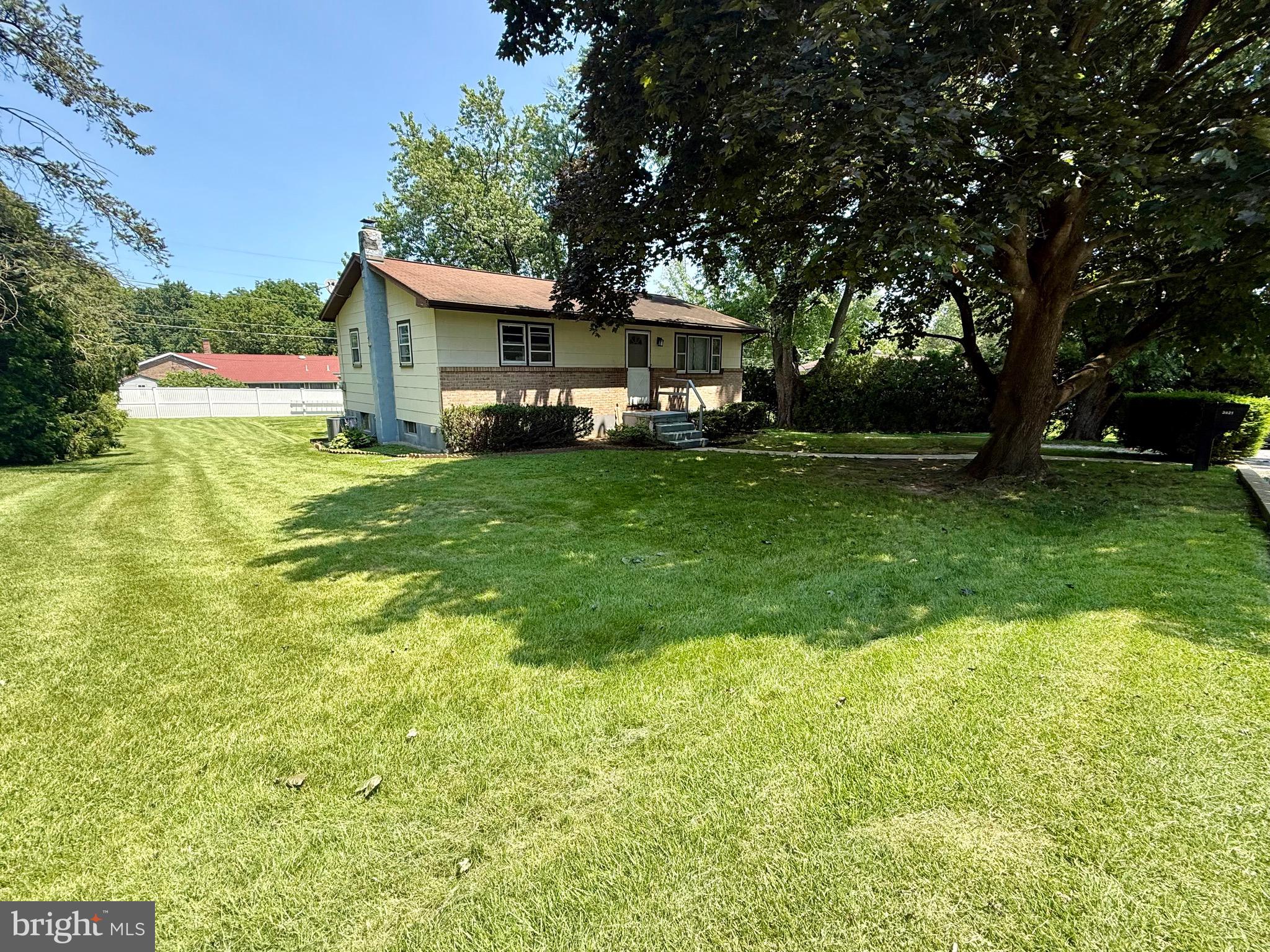 3821 WILLOW GROVE