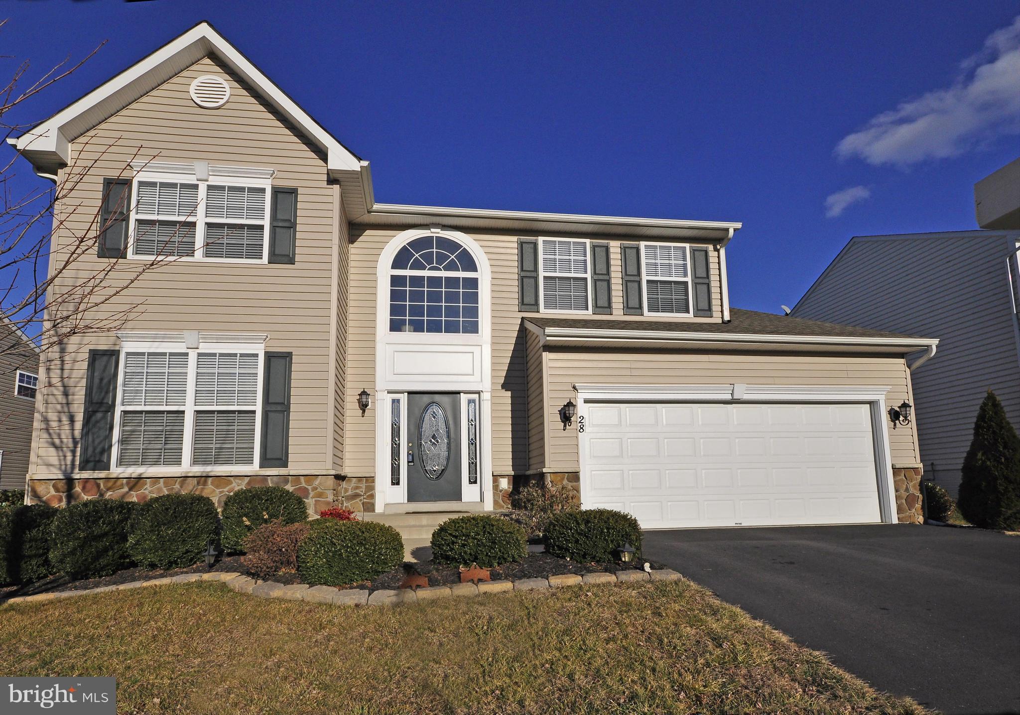 SEASONS LANDING - Residential