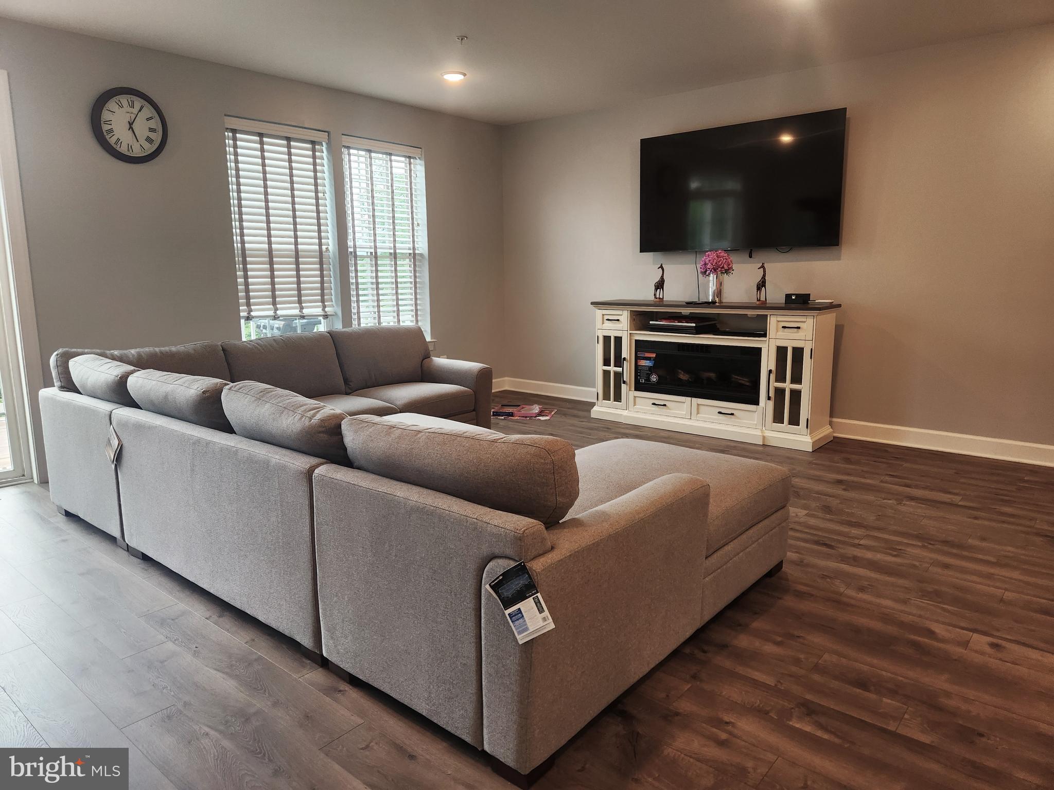 PARKSIDE AT WESTPHALIA - Residential Lease