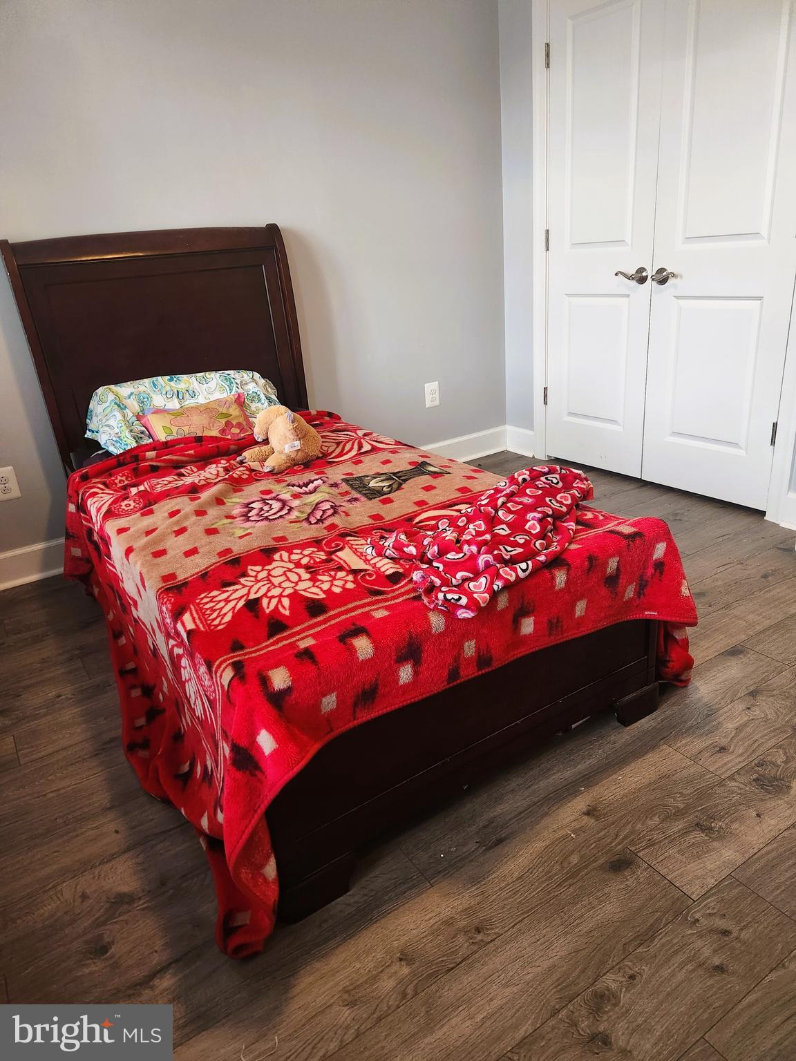 PARKSIDE AT WESTPHALIA - Residential Lease