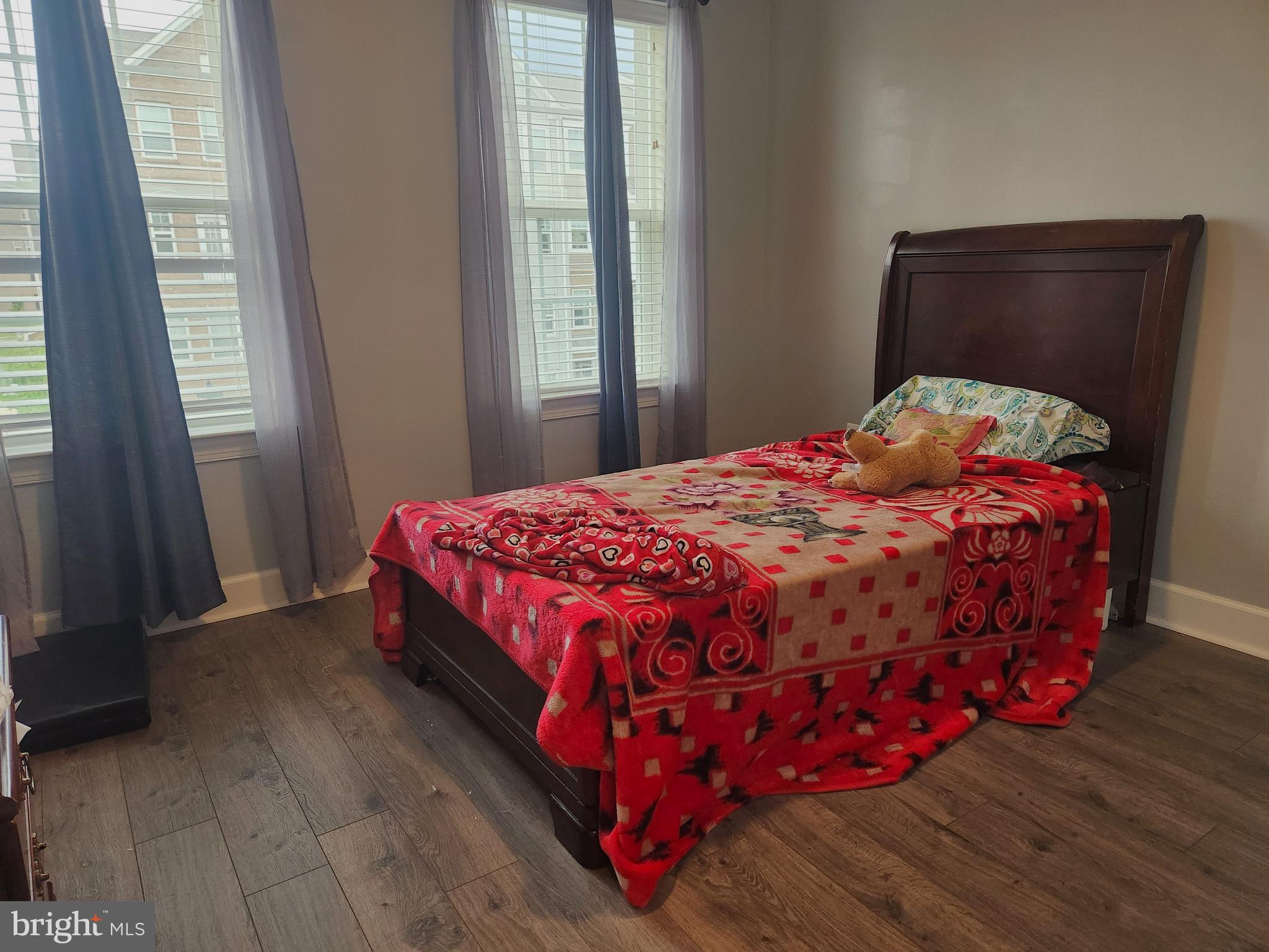 PARKSIDE AT WESTPHALIA - Residential Lease