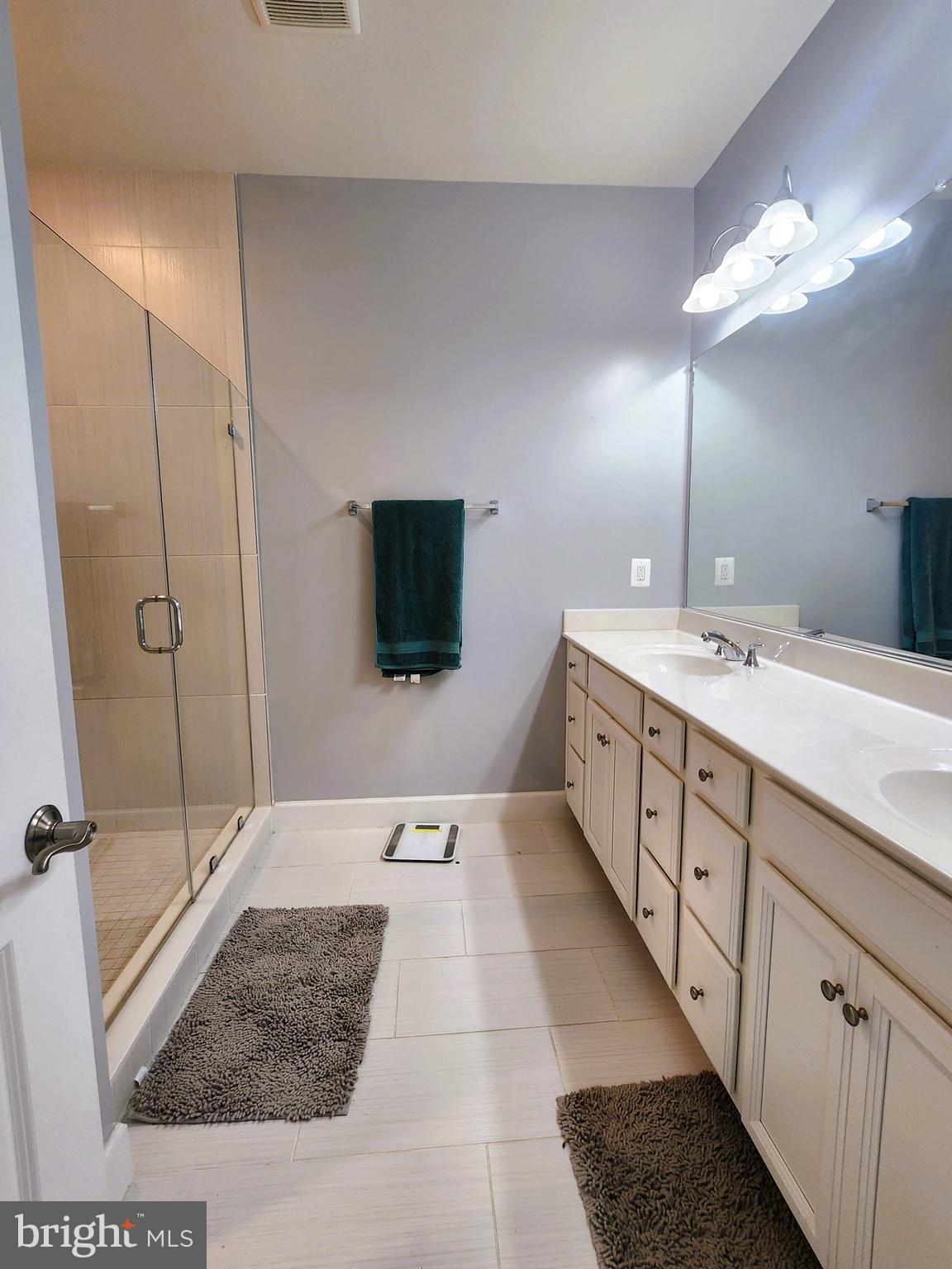 PARKSIDE AT WESTPHALIA - Residential Lease