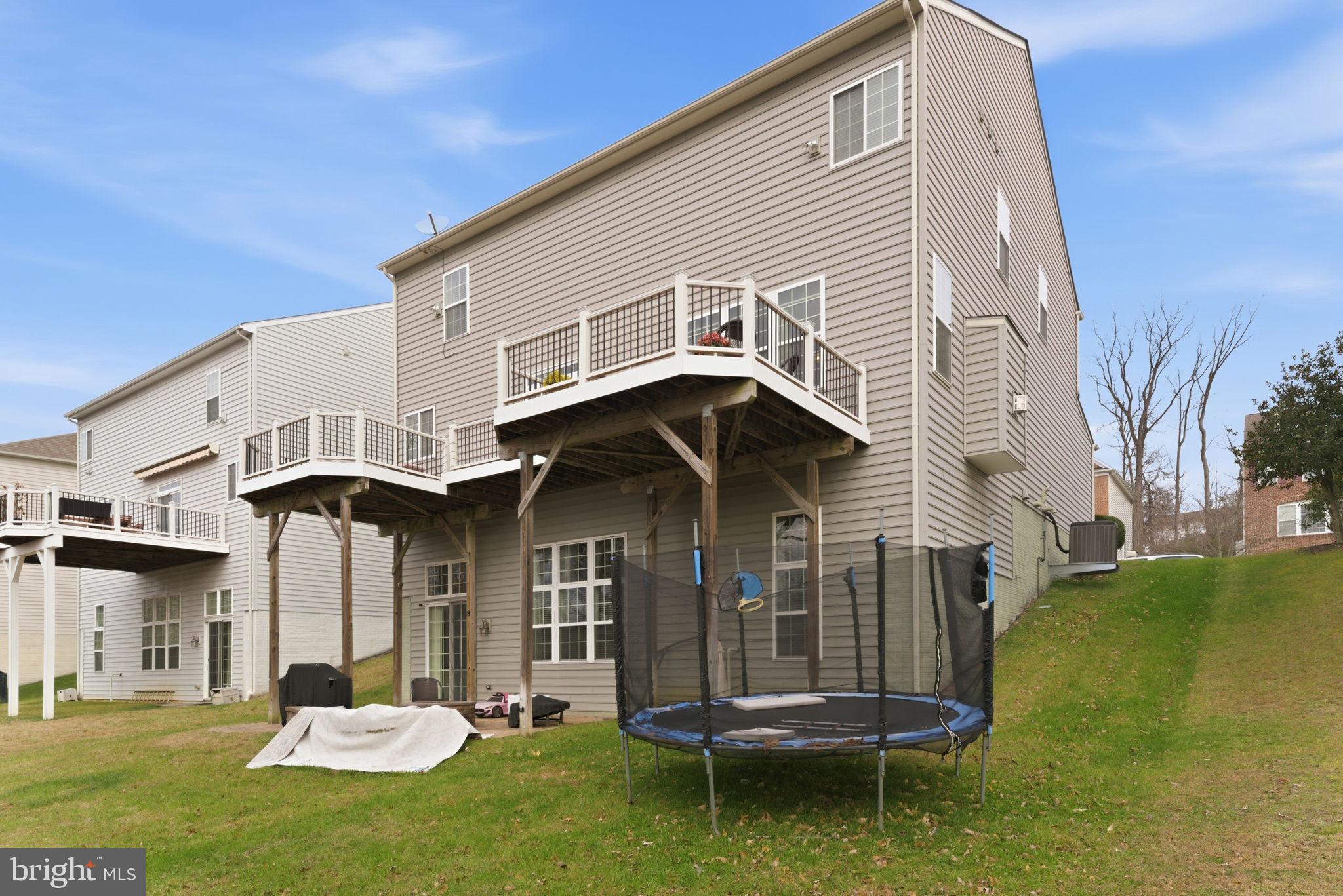 ROSE HILL RESERVE - Residential Lease