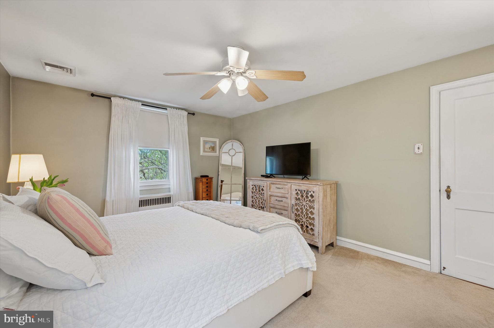 ARDMORE PARK - Residential