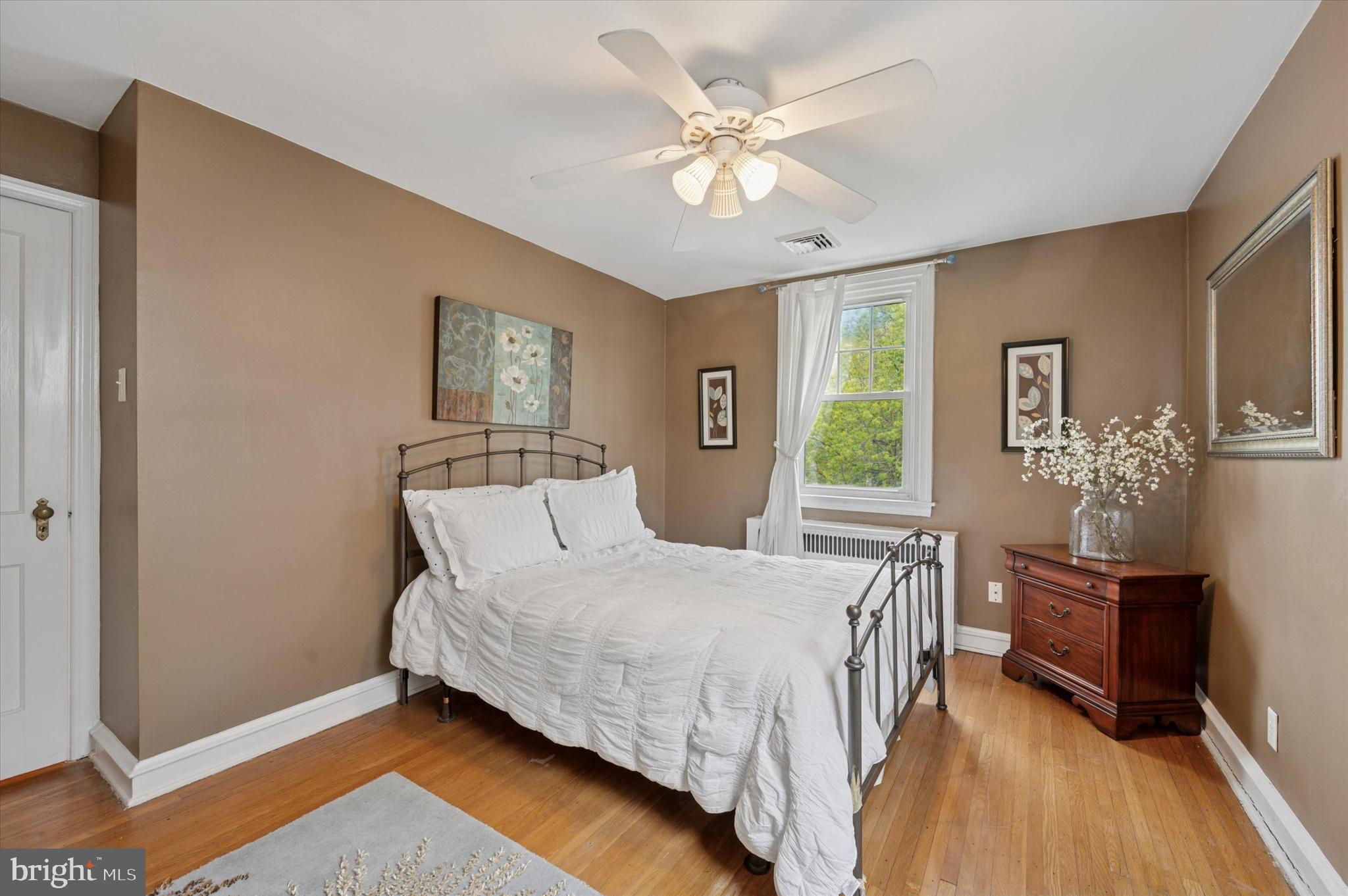 ARDMORE PARK - Residential