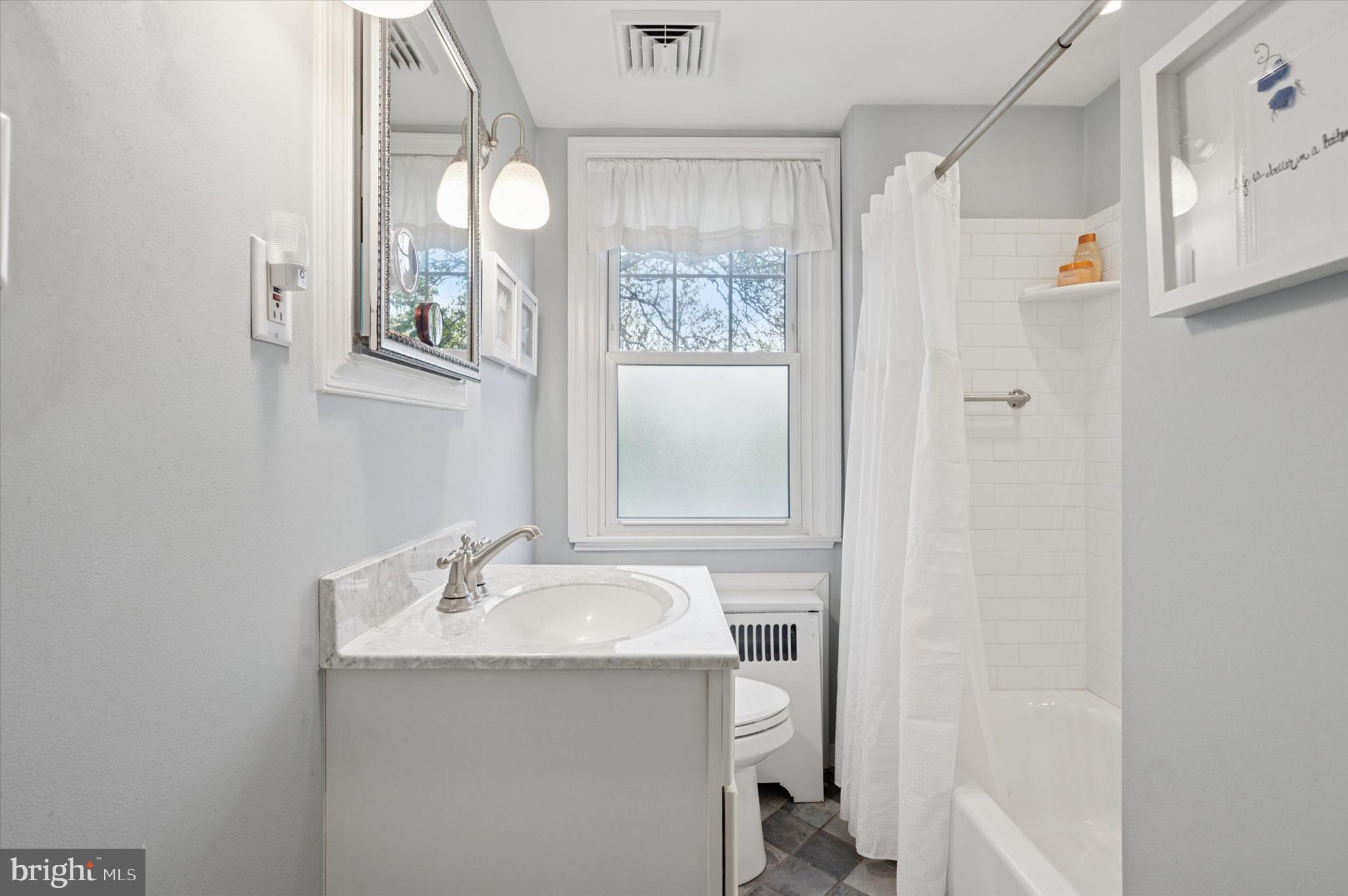 ARDMORE PARK - Residential