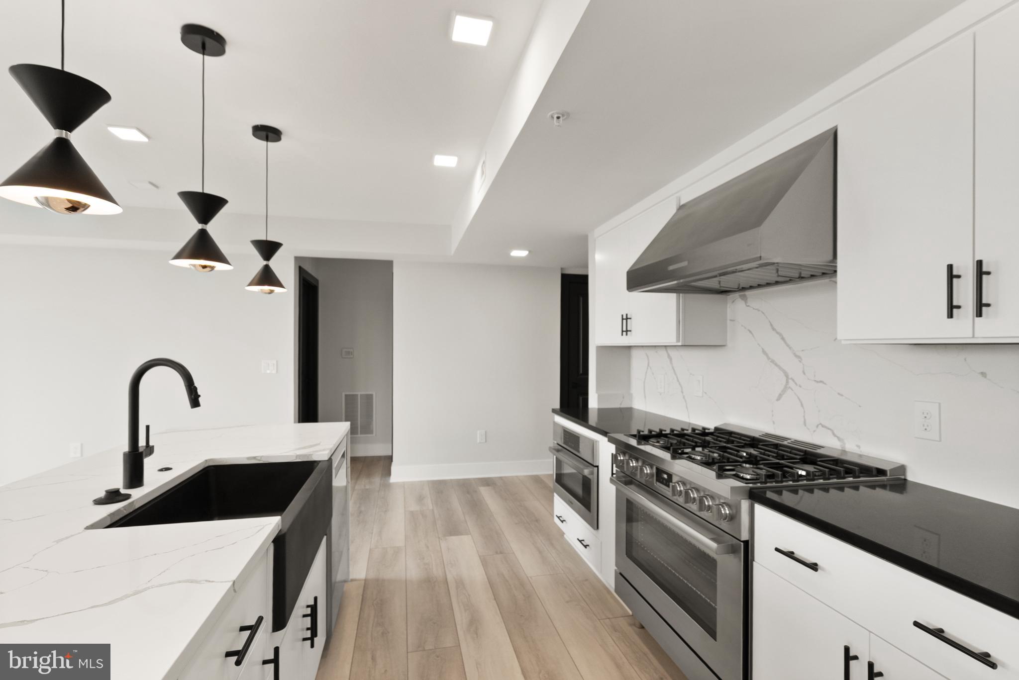 OLD TOWN ALEXANDRIA - Residential Lease