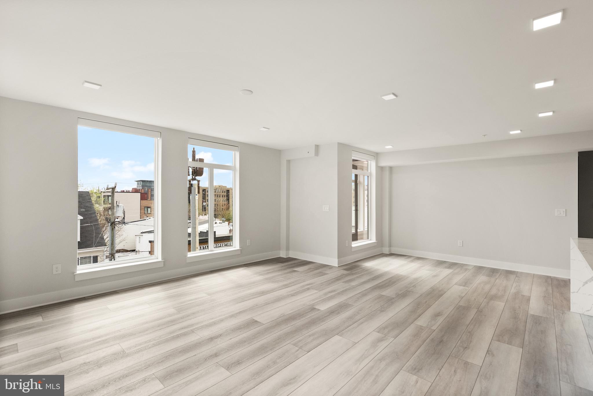 OLD TOWN ALEXANDRIA - Residential Lease