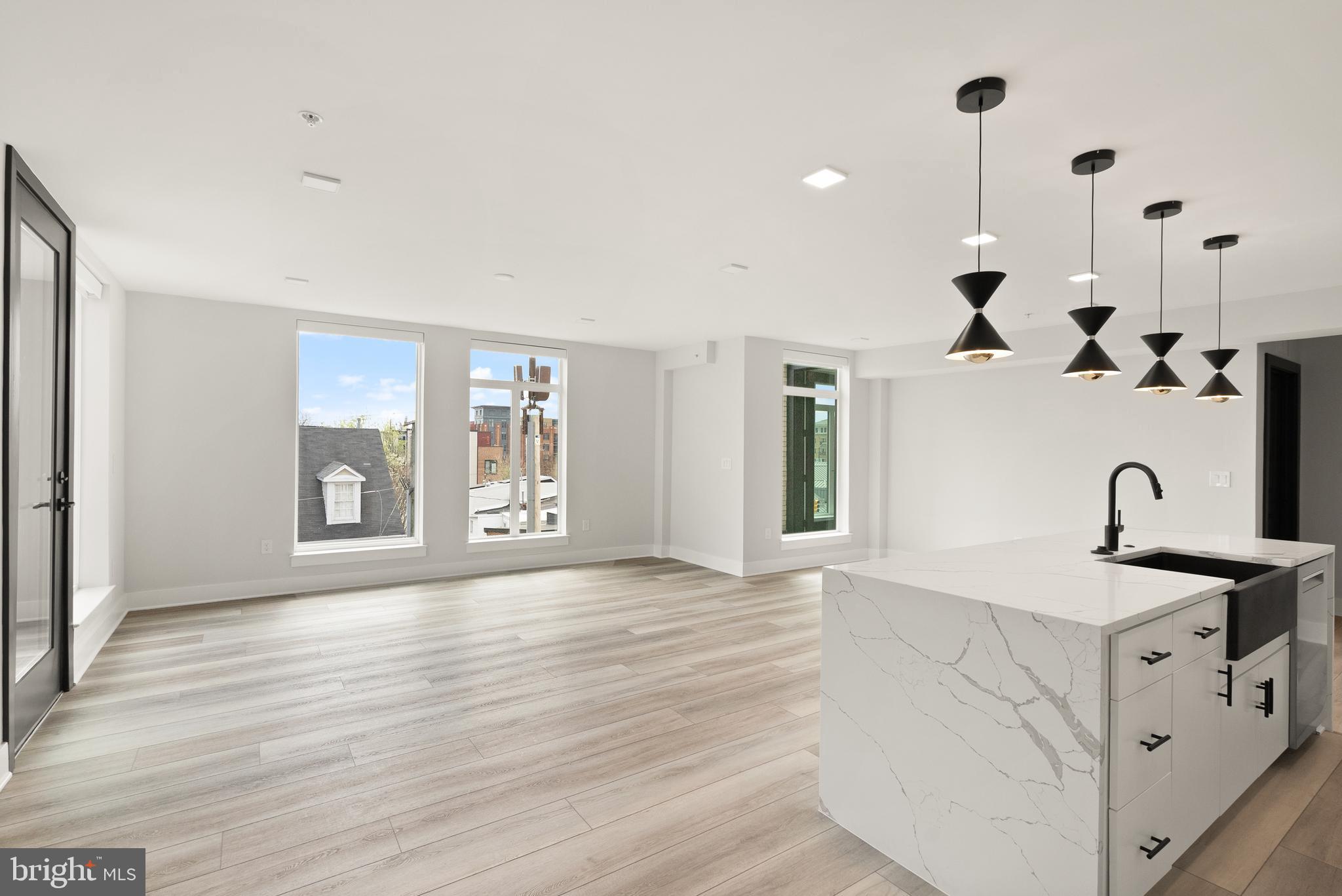 OLD TOWN ALEXANDRIA - Residential Lease