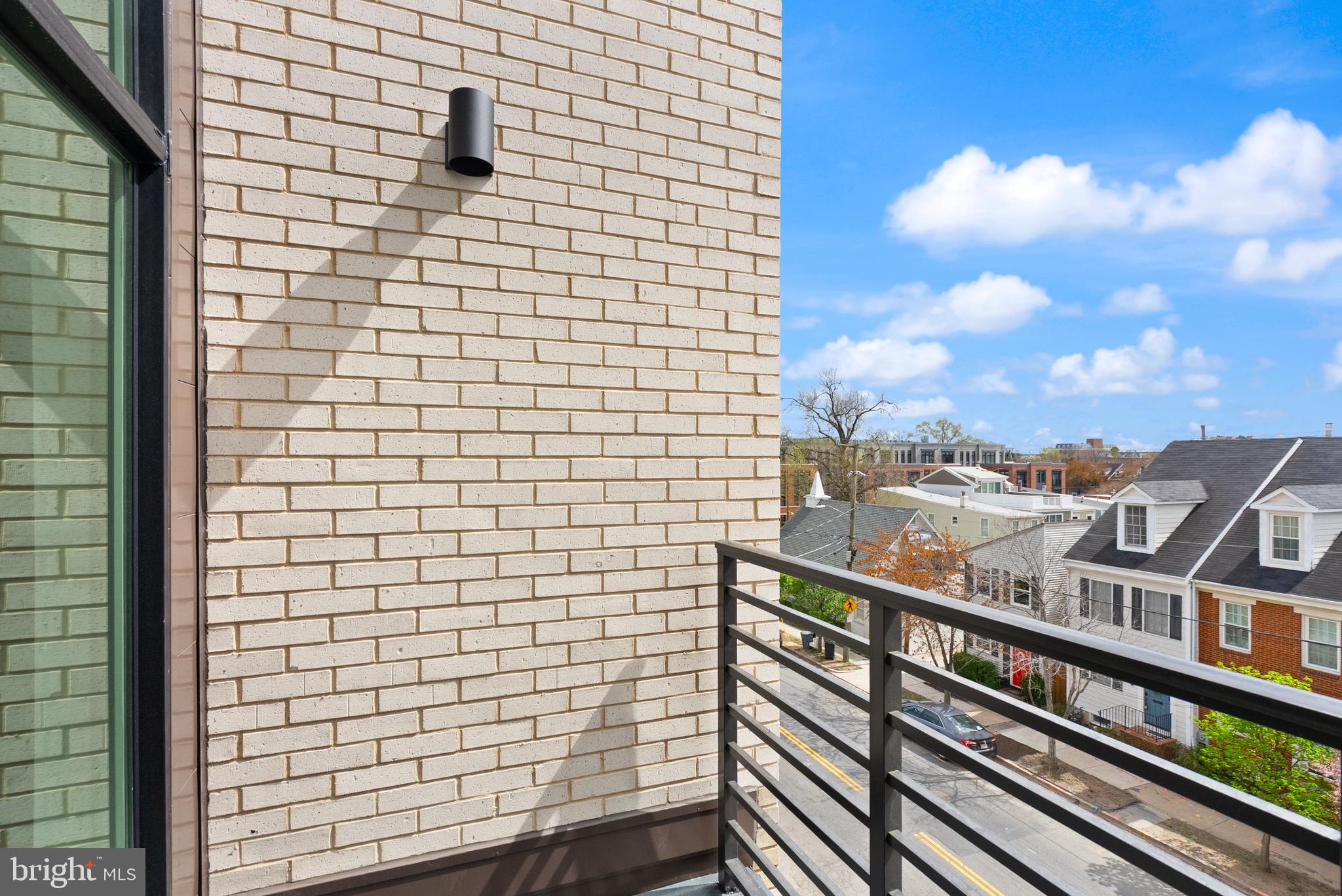 OLD TOWN ALEXANDRIA - Residential Lease