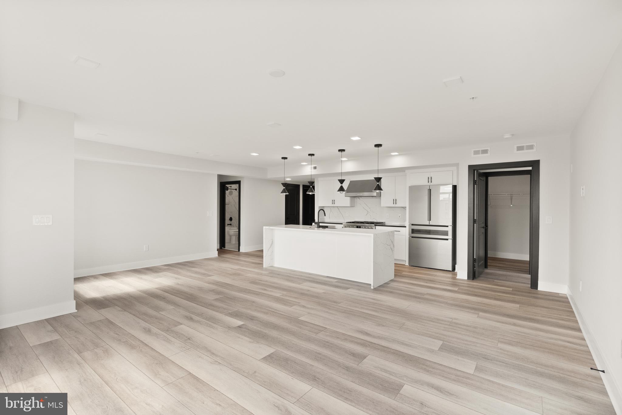 OLD TOWN ALEXANDRIA - Residential Lease