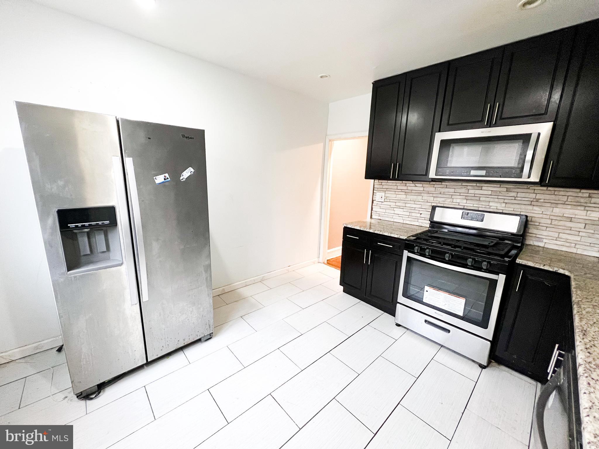 WEST OAK LANE - Residential Lease