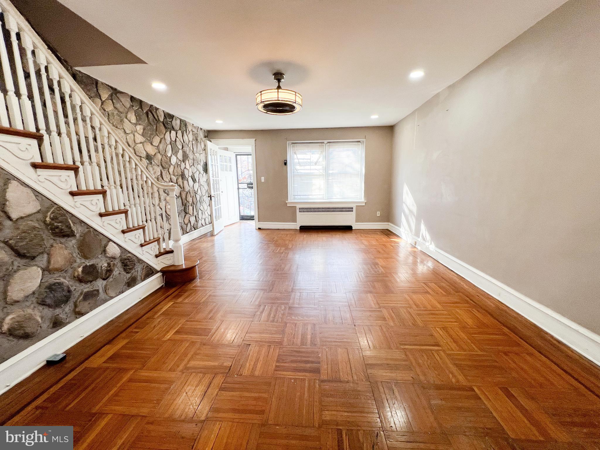 WEST OAK LANE - Residential Lease