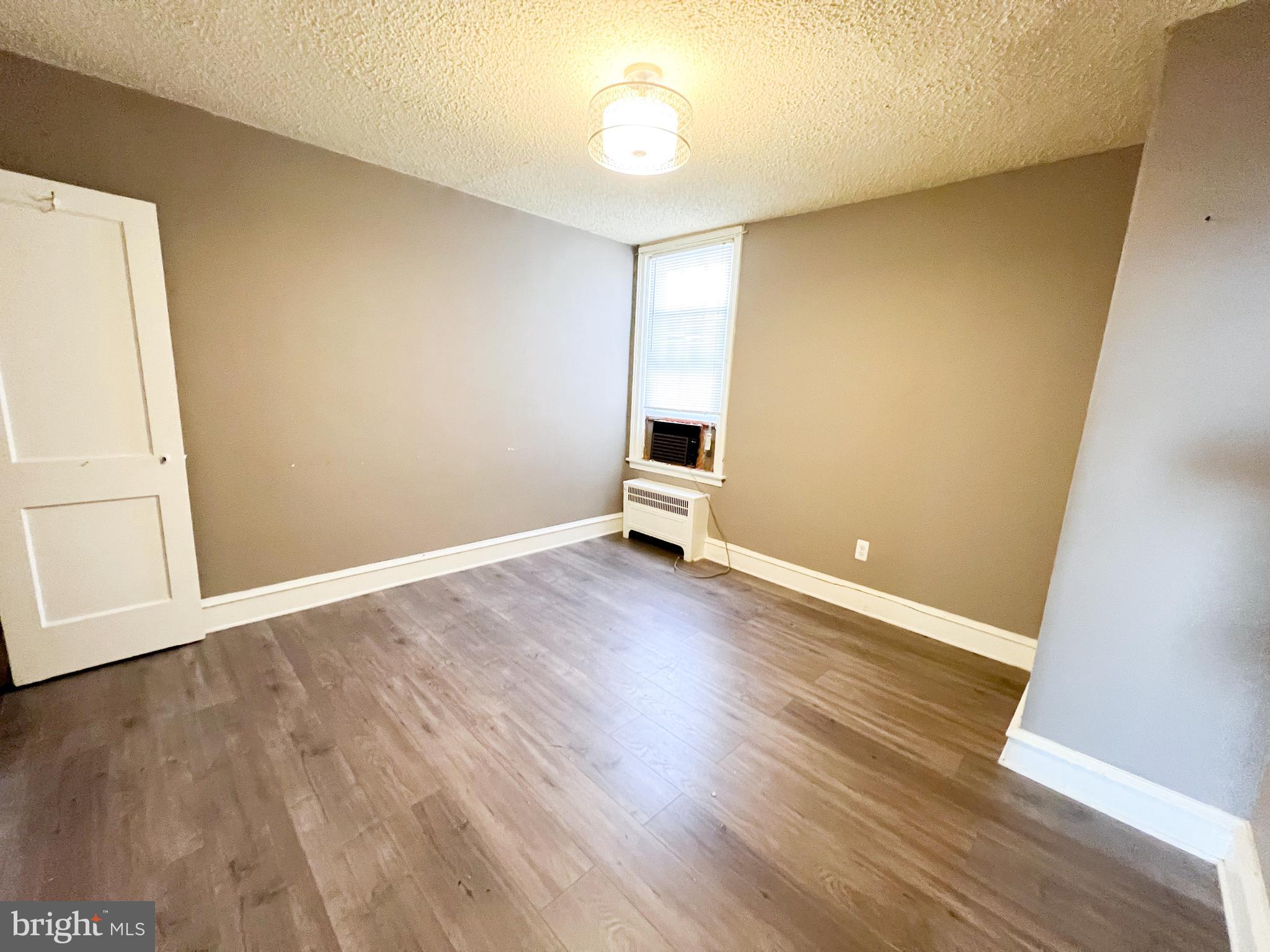 WEST OAK LANE - Residential Lease