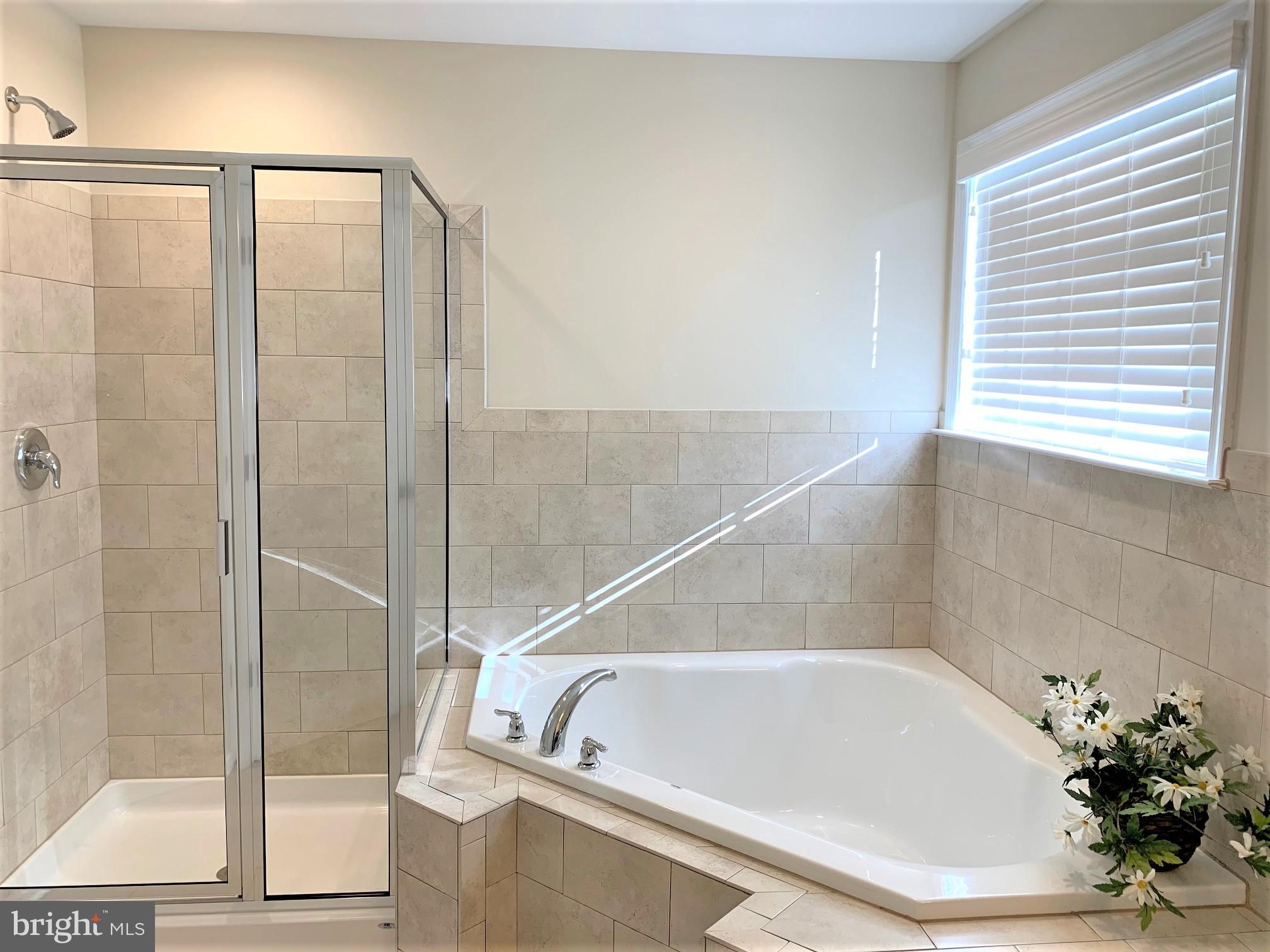 HERITAGE HILLS - Residential