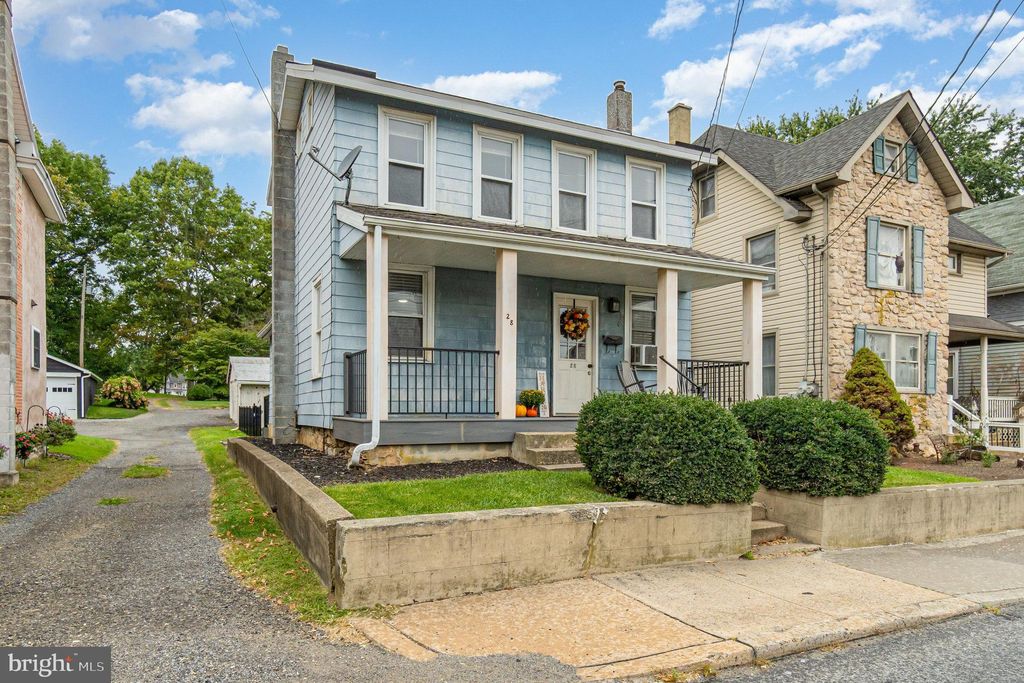 Photo of 28 S Church Street, QUARRYVILLE, PA 17566 (MLS # PALA2076622)