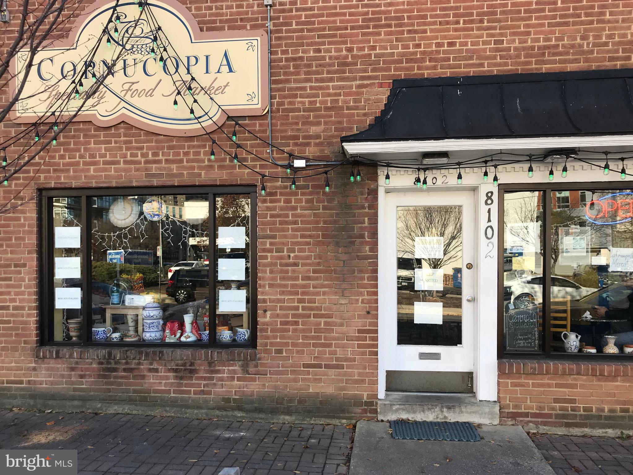 WHITEHALL - Residential