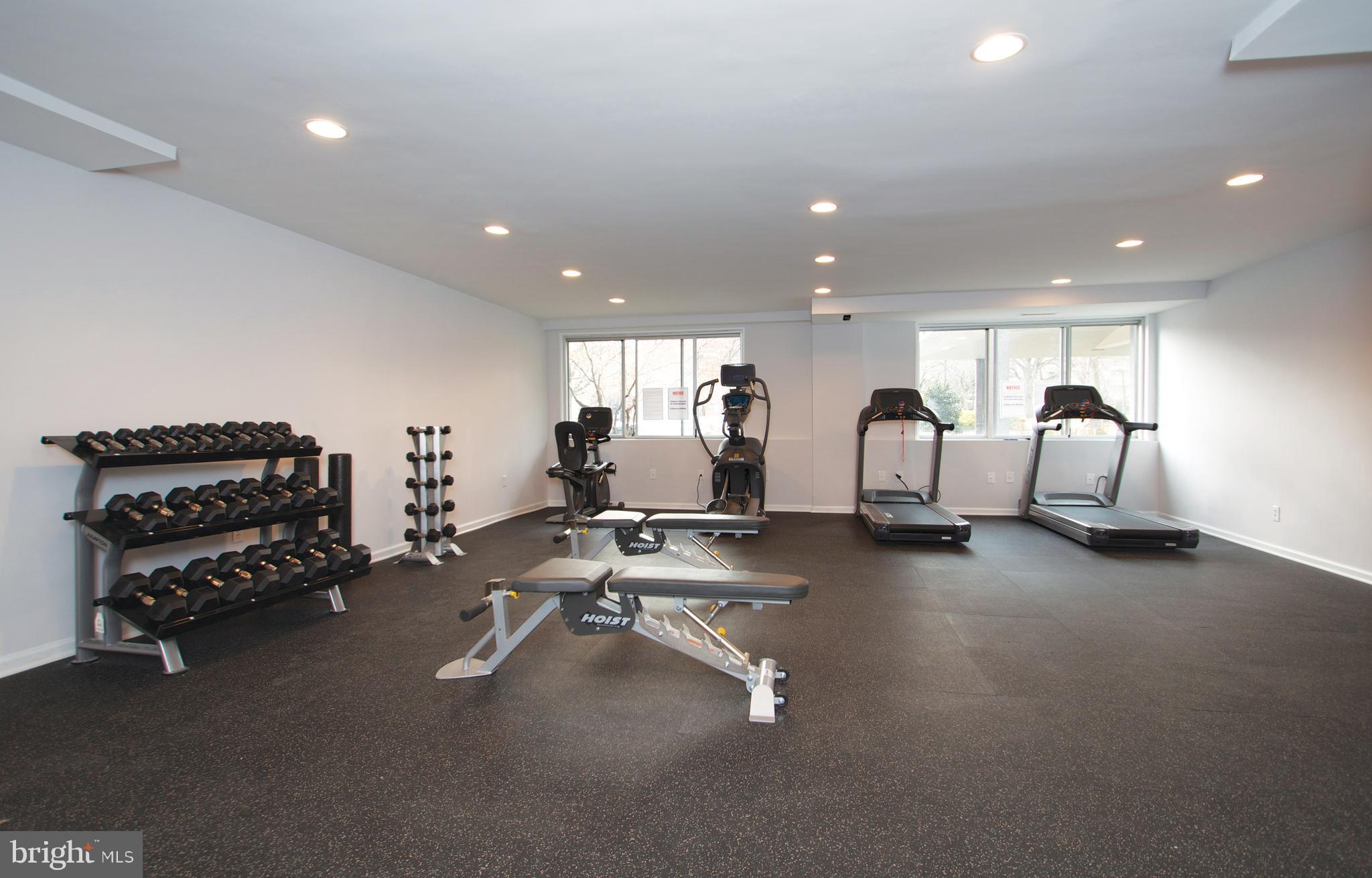 WHITEHALL - Residential