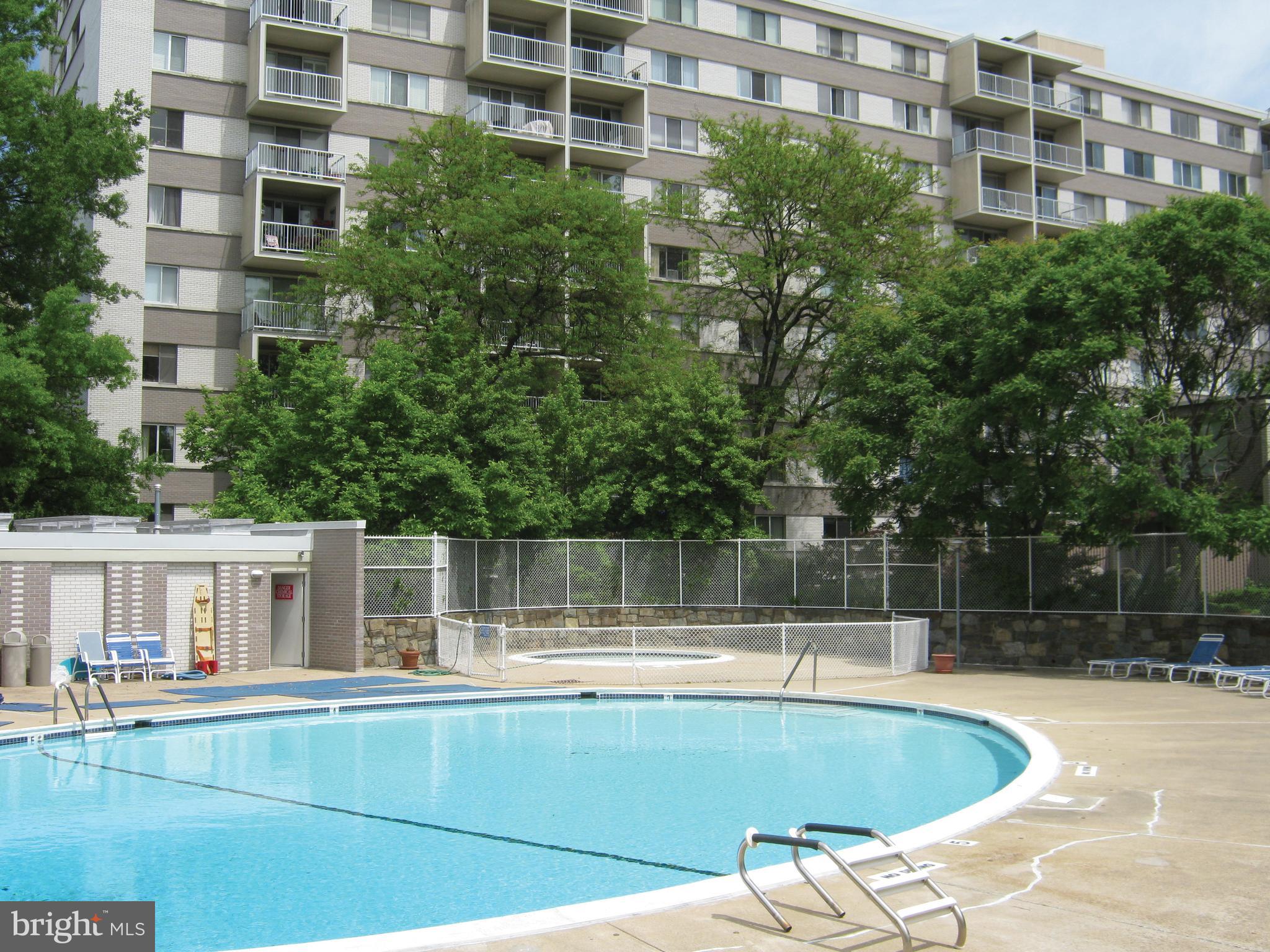 WHITEHALL - Residential