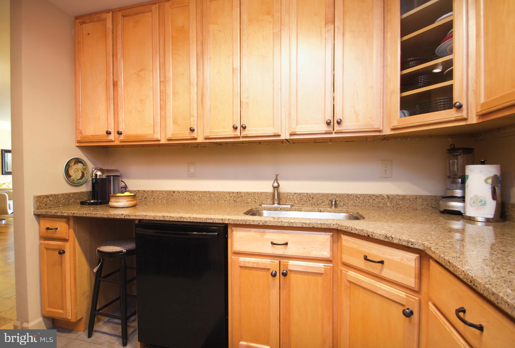 WHITEHALL - Residential