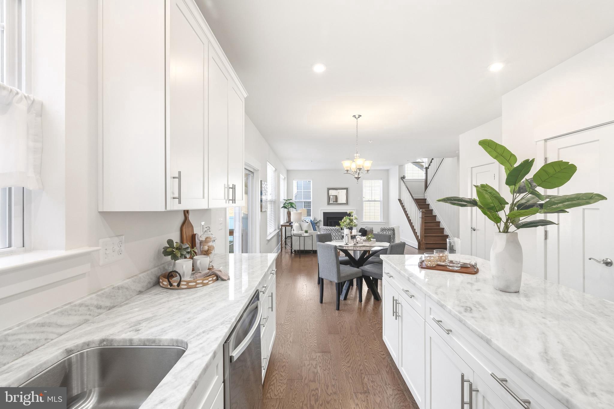 HIGHLAND WOODS - Residential