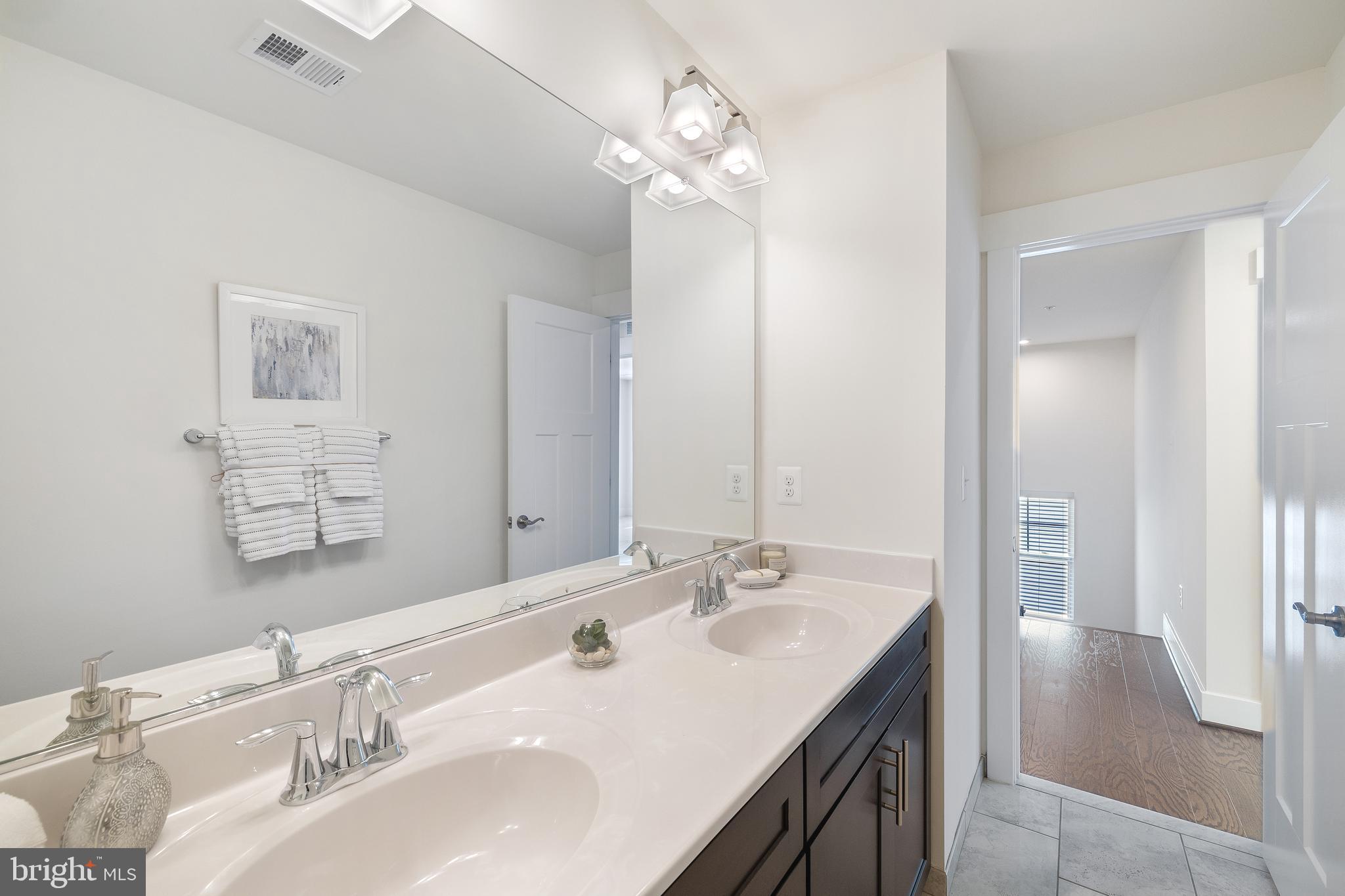 HIGHLAND WOODS - Residential