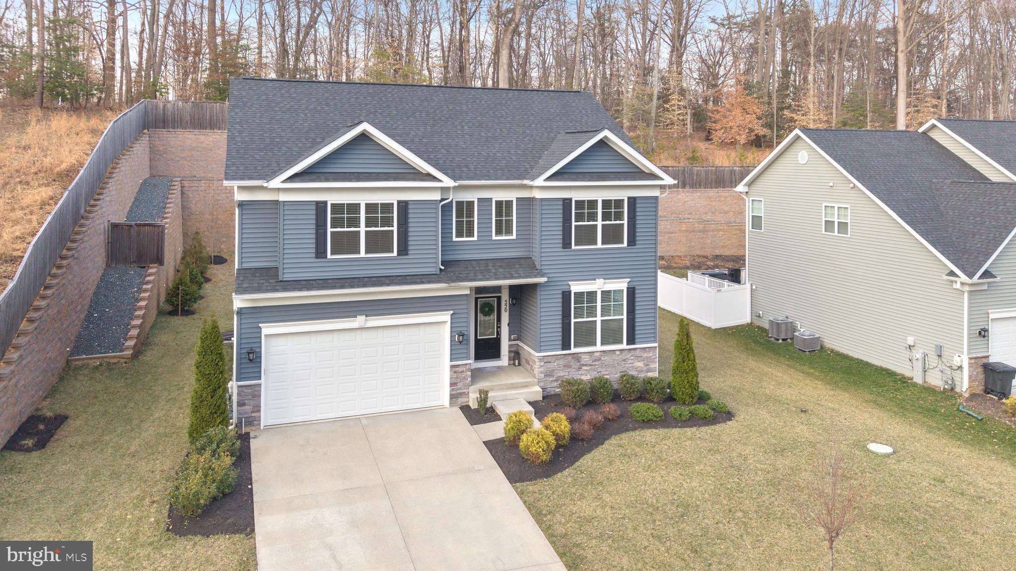 HIGHLAND WOODS - Residential